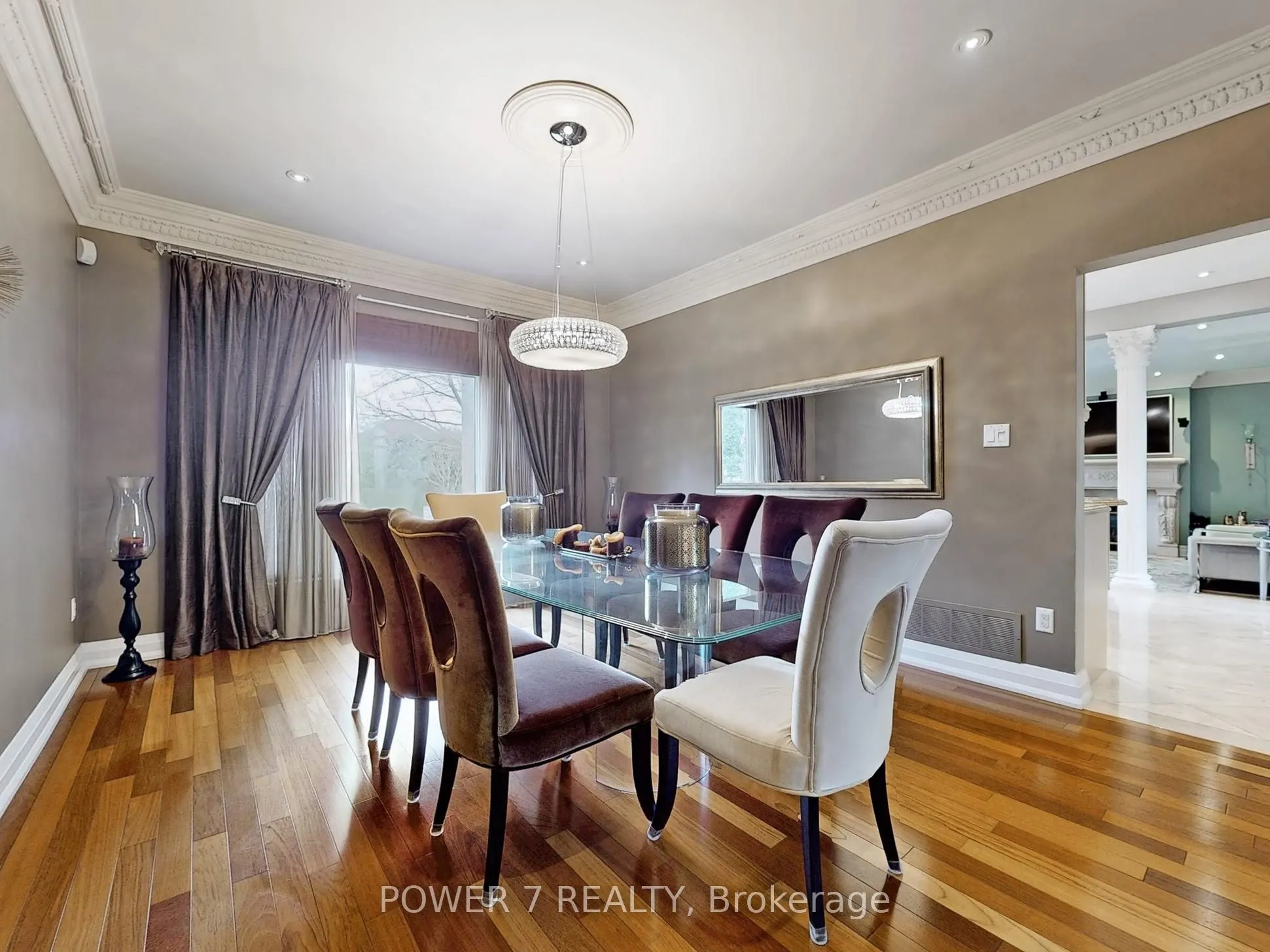 76 Silver Rose Crescent