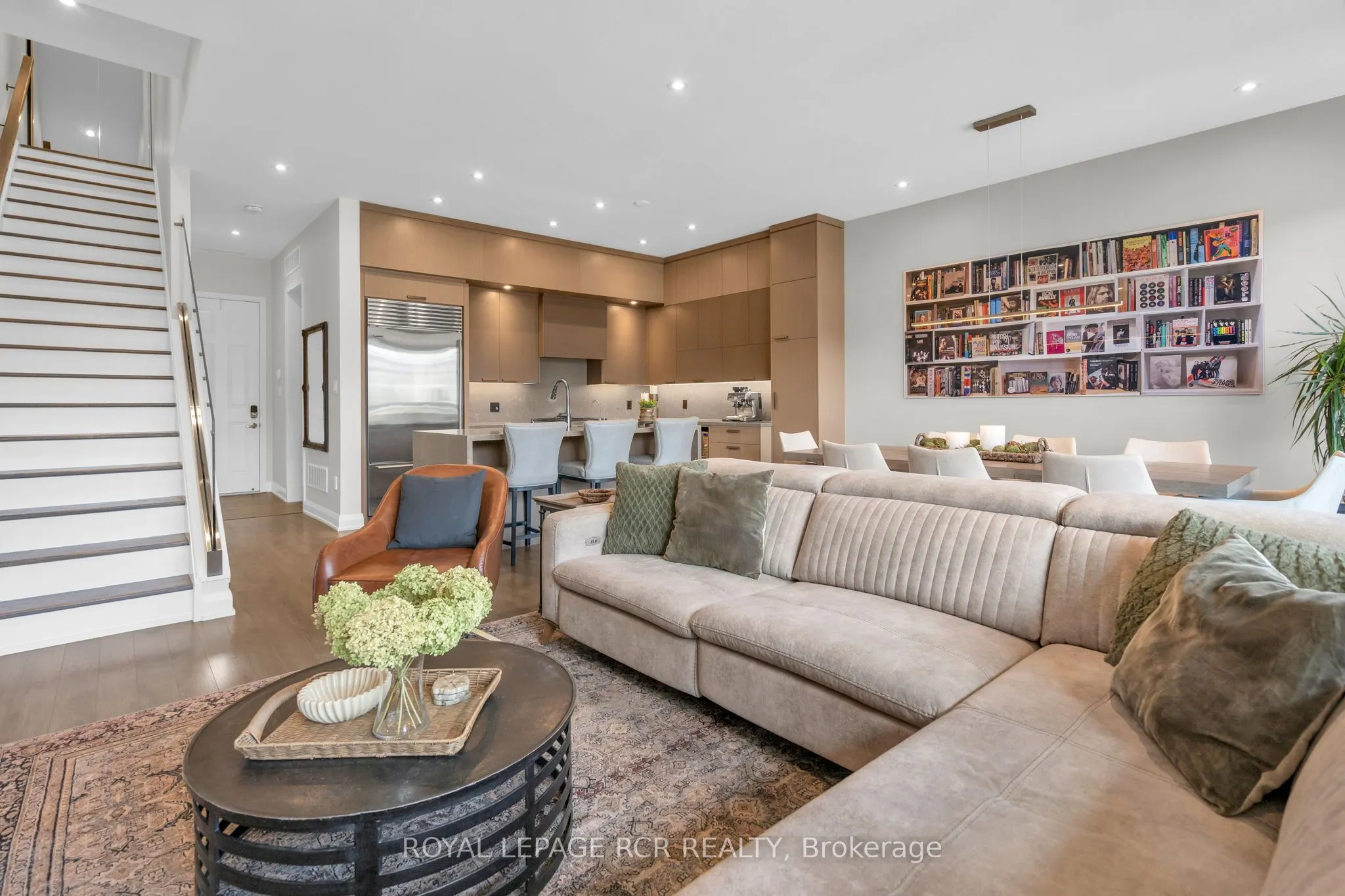 3652 Ferretti Court
