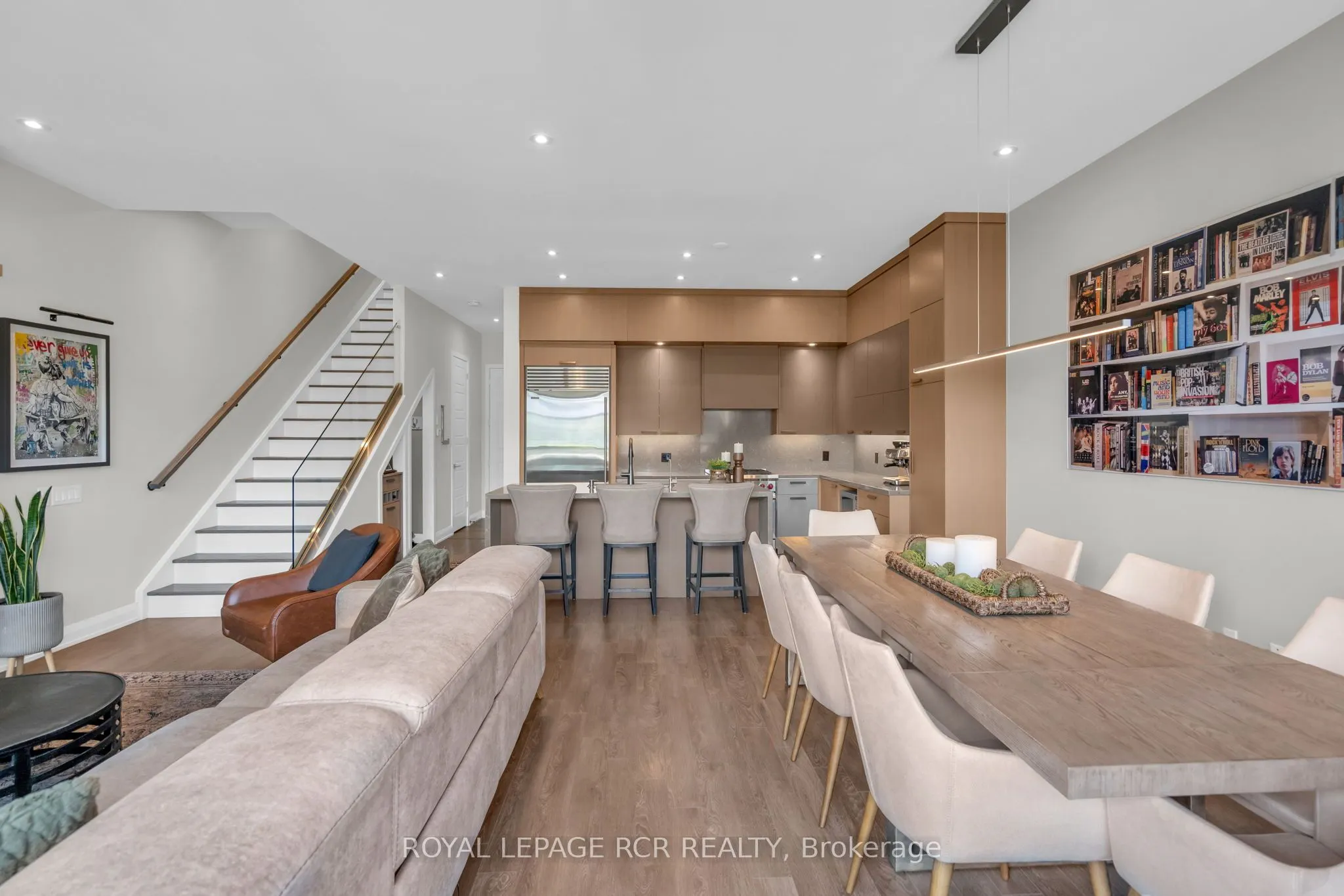 3652 Ferretti Court
