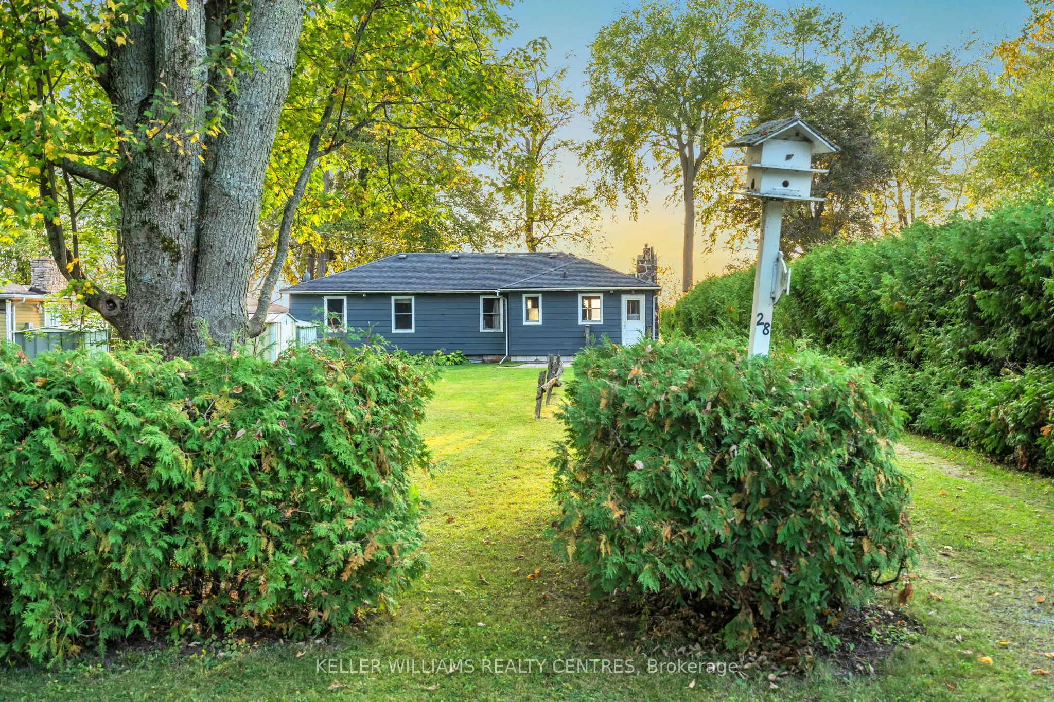 28 McRae Beach Road S