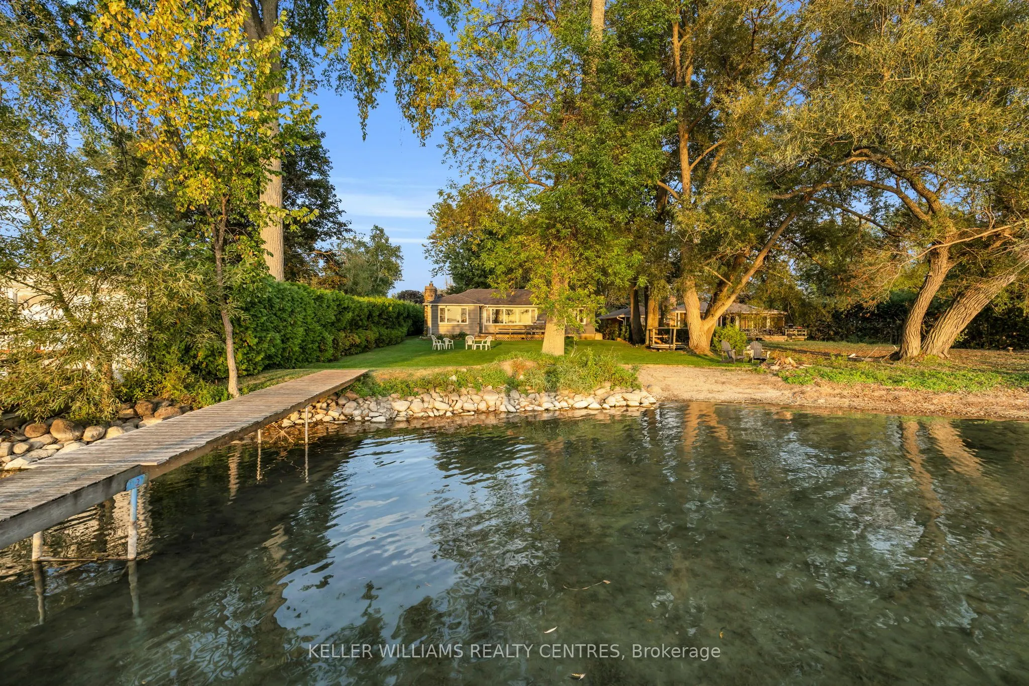 28 McRae Beach Road S