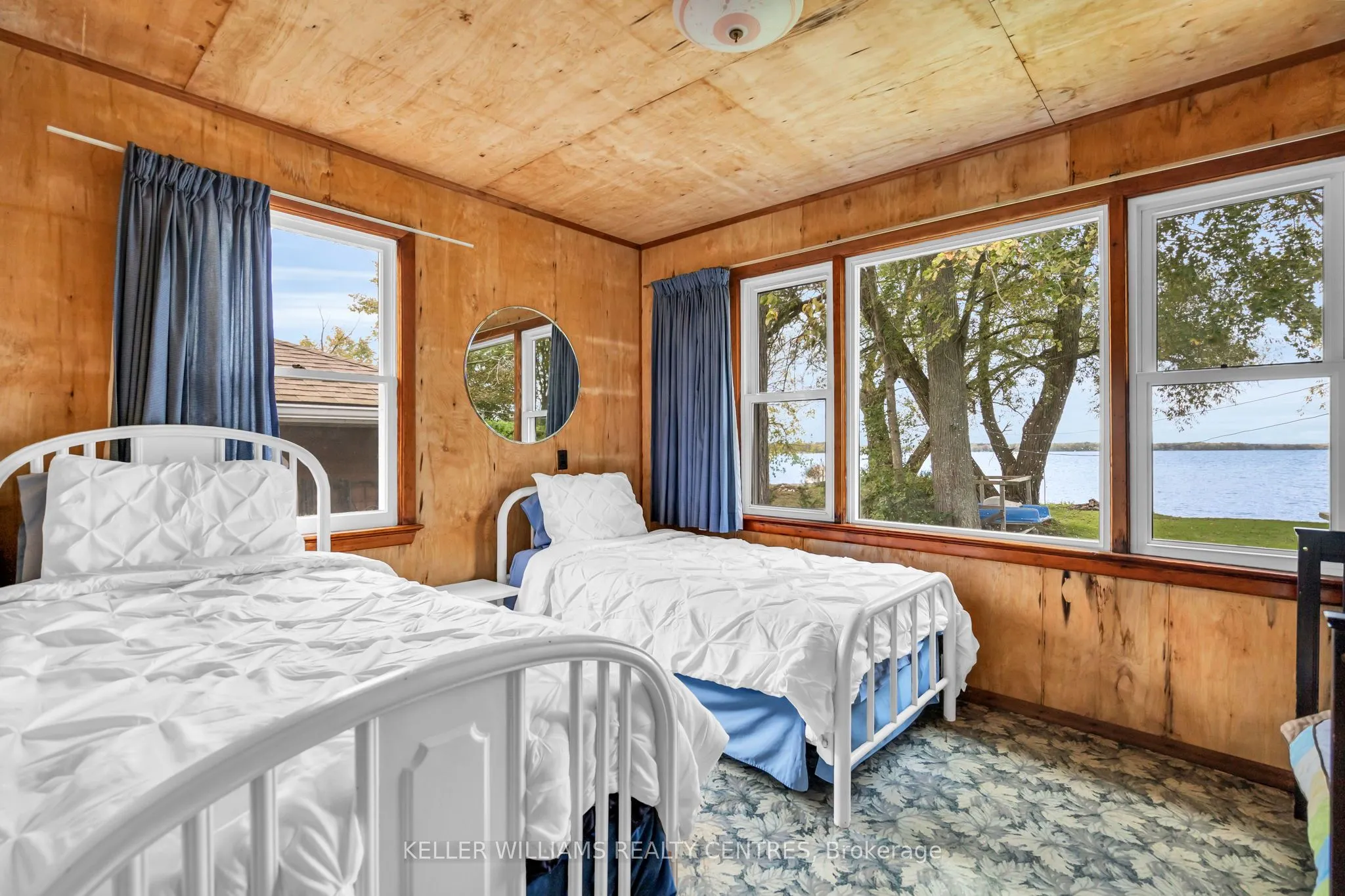 28 McRae Beach Road S