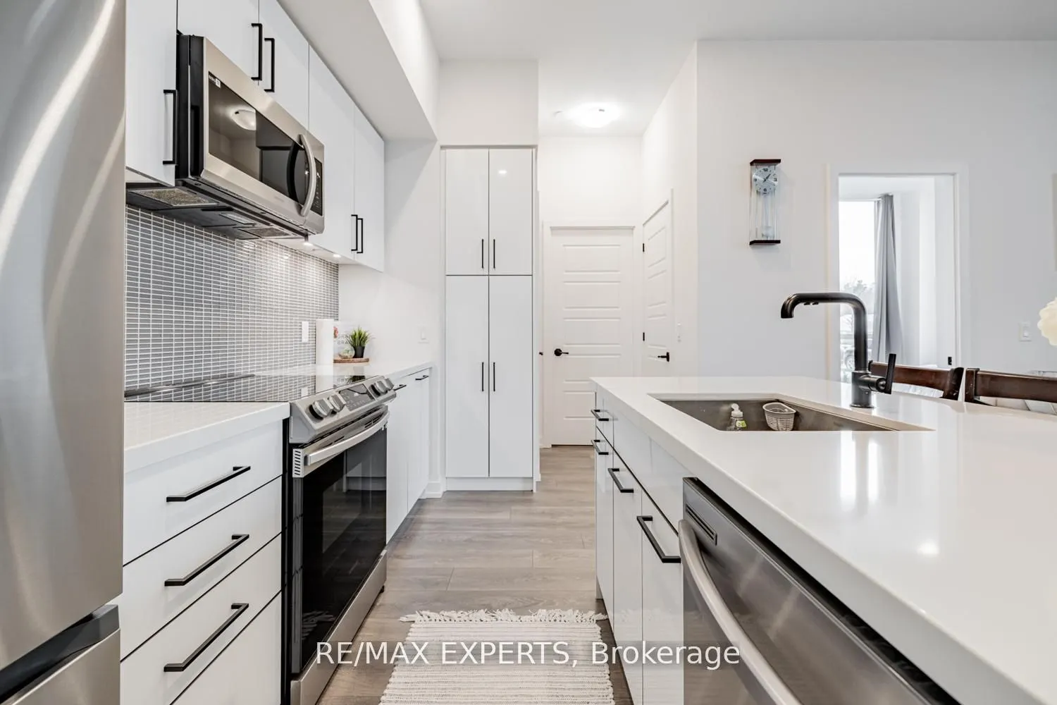 415 Sea Ray Avenue, #105