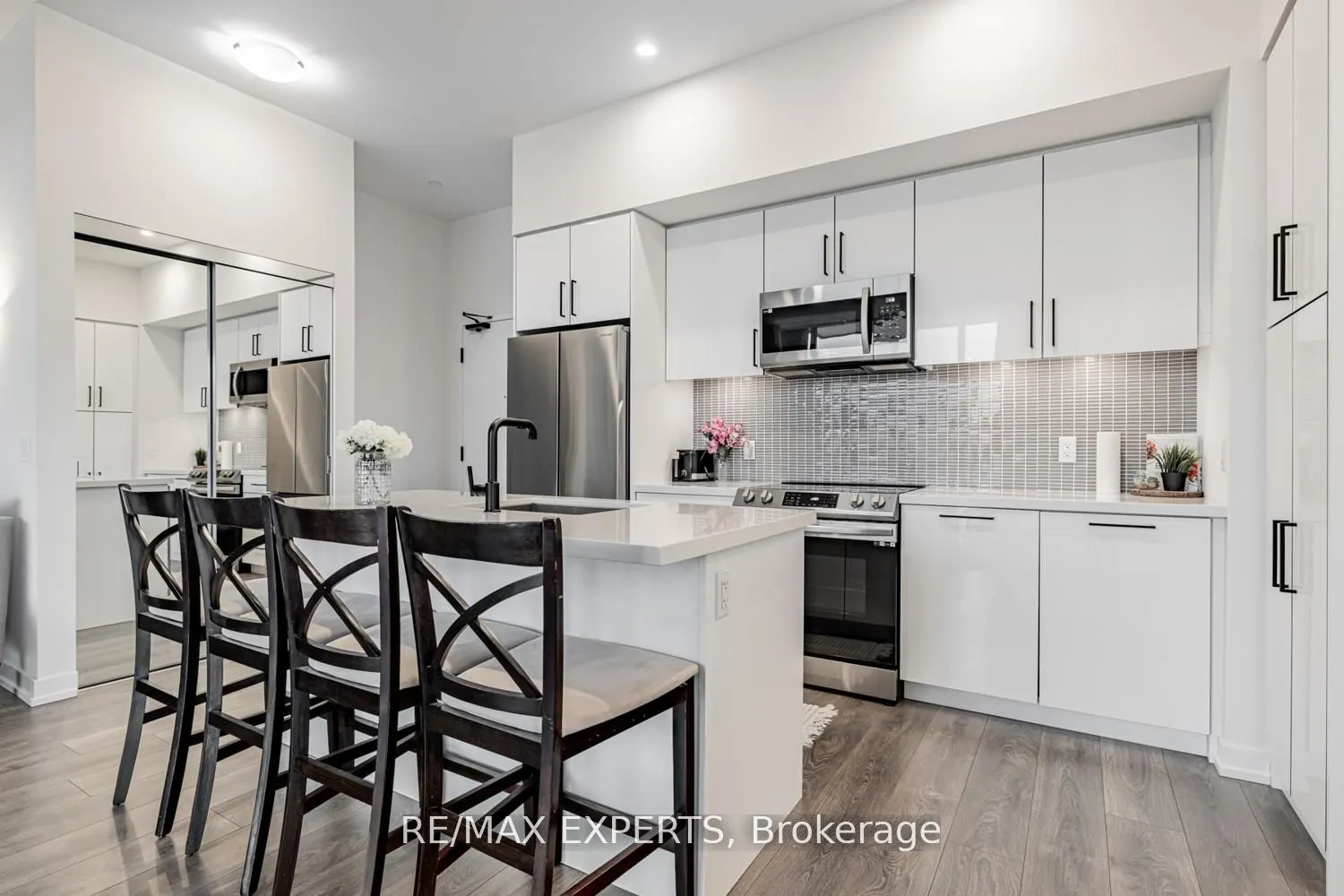 415 Sea Ray Avenue, #105