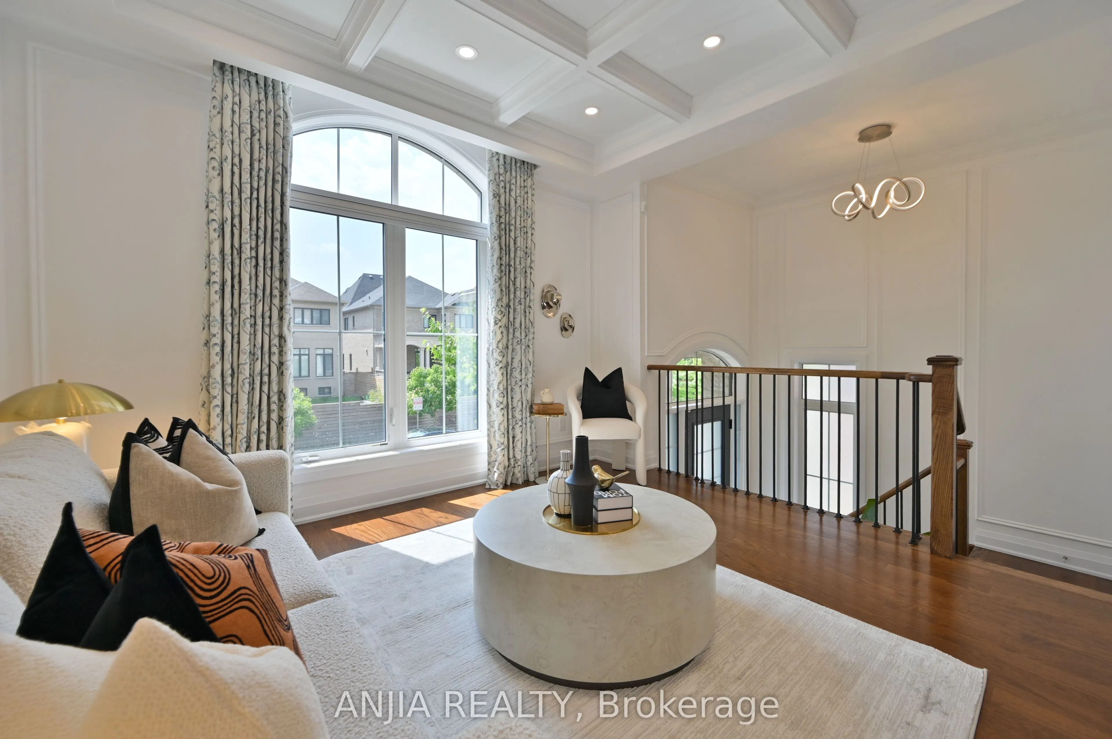 37 Duncombe Lane