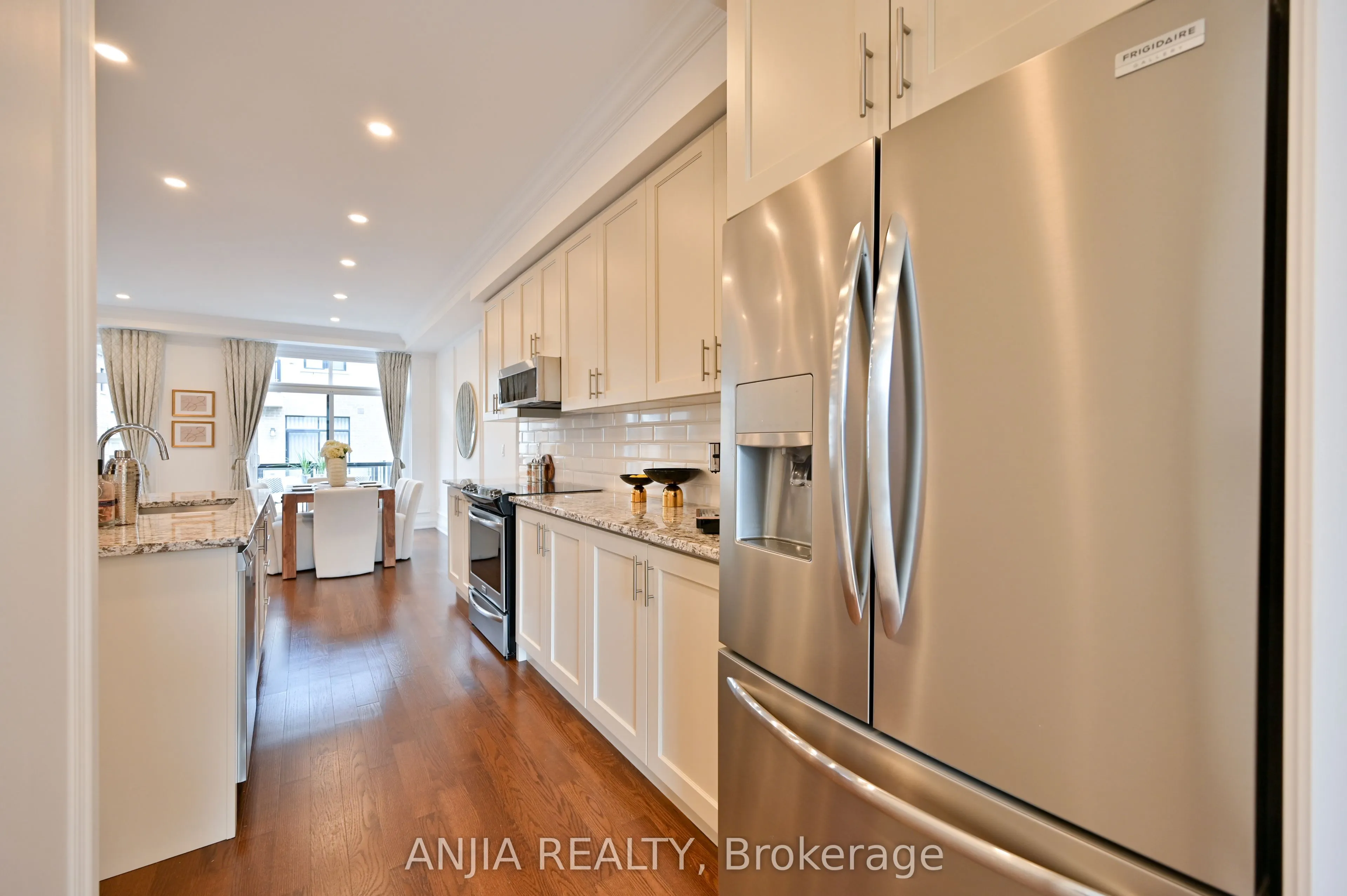 37 Duncombe Lane
