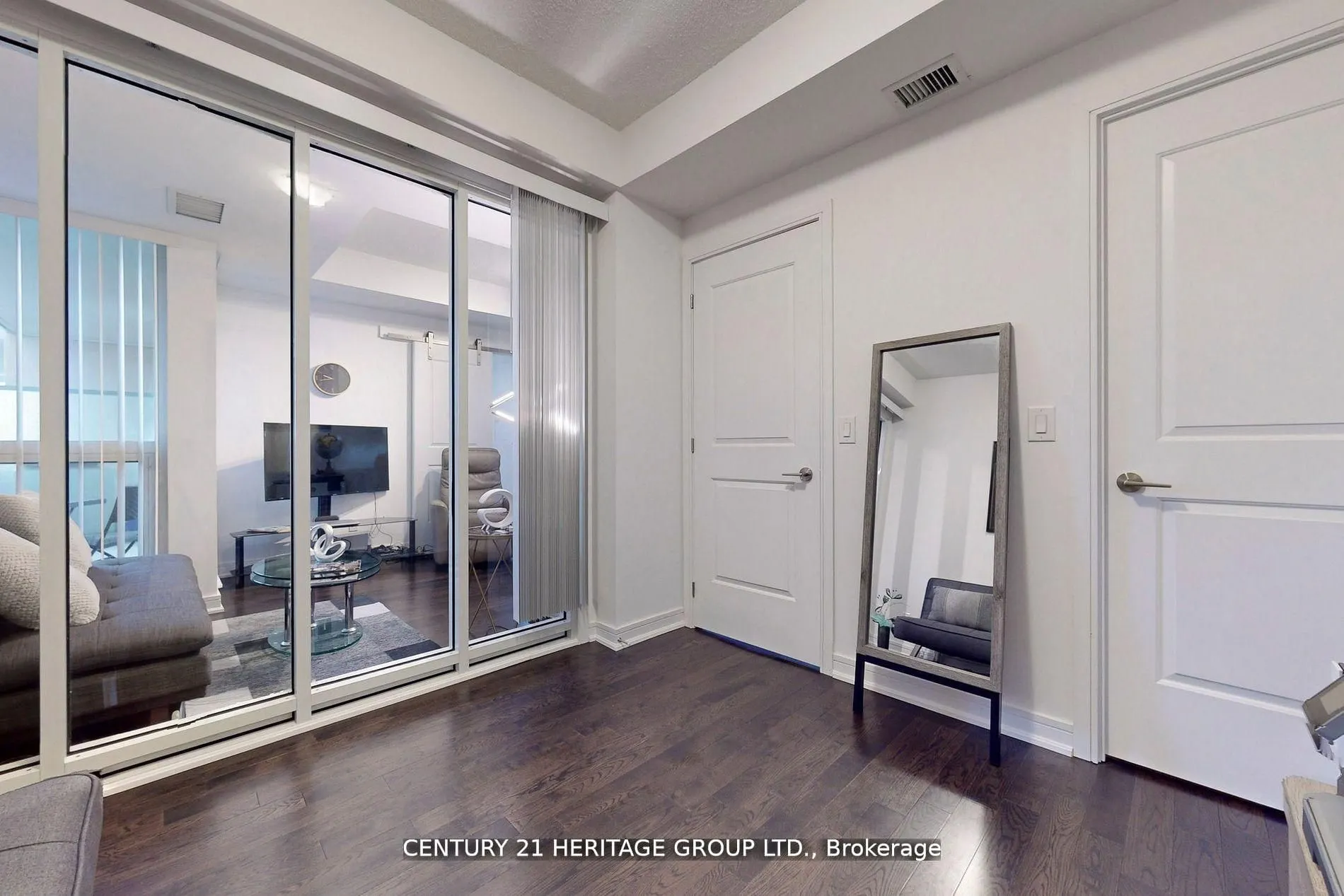 9201 Yonge Street, #319
