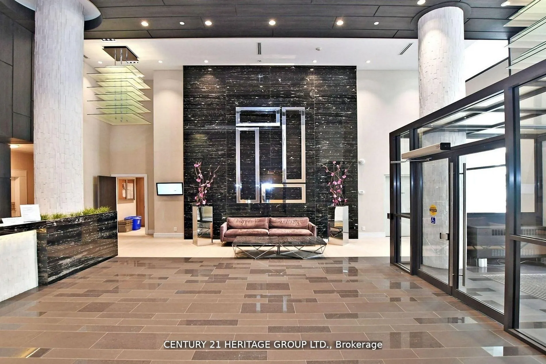 9201 Yonge Street, #319