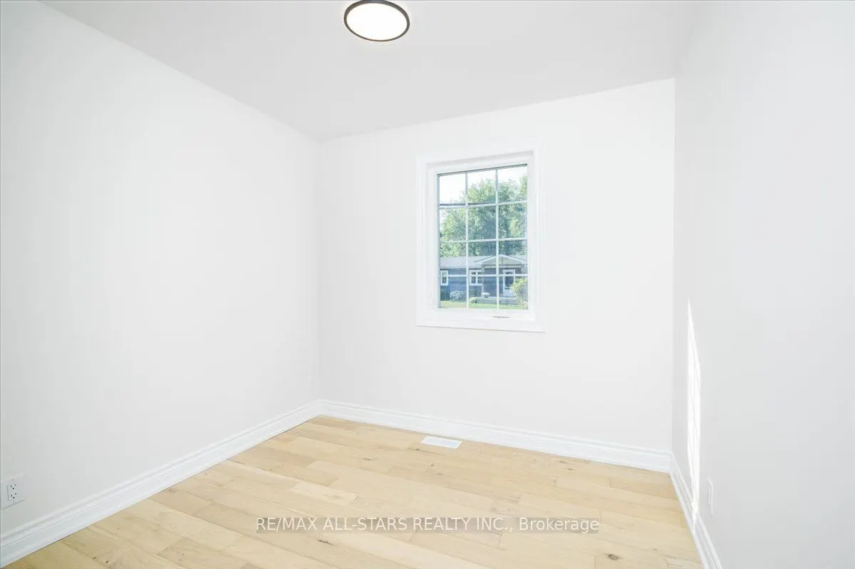 250 Rayners Road