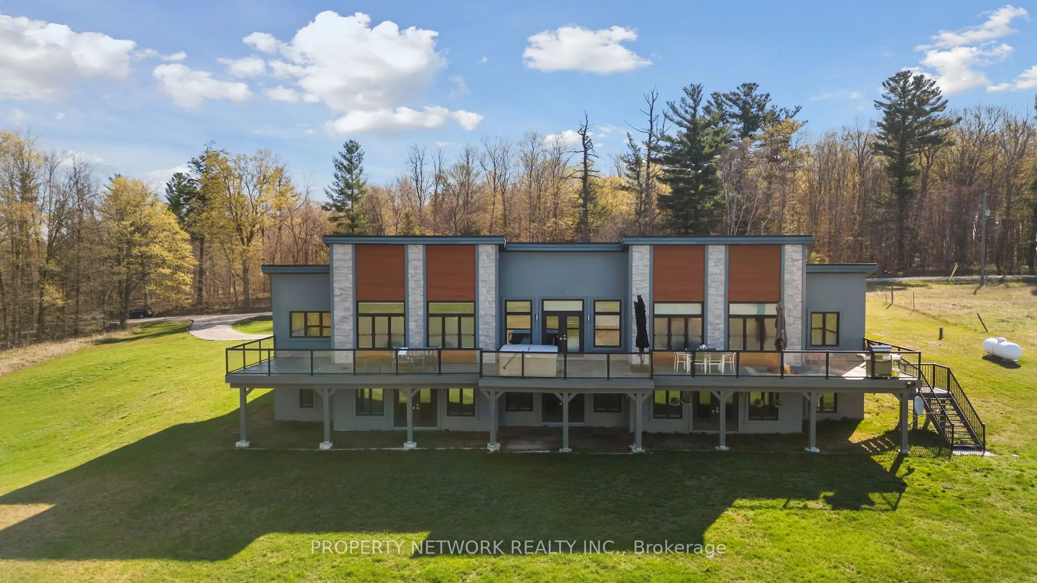 6672 Concession Road 7 Road