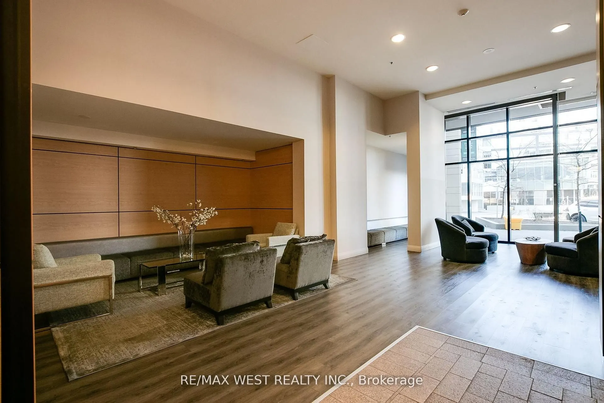 2910 Highway 7 W, #2605
