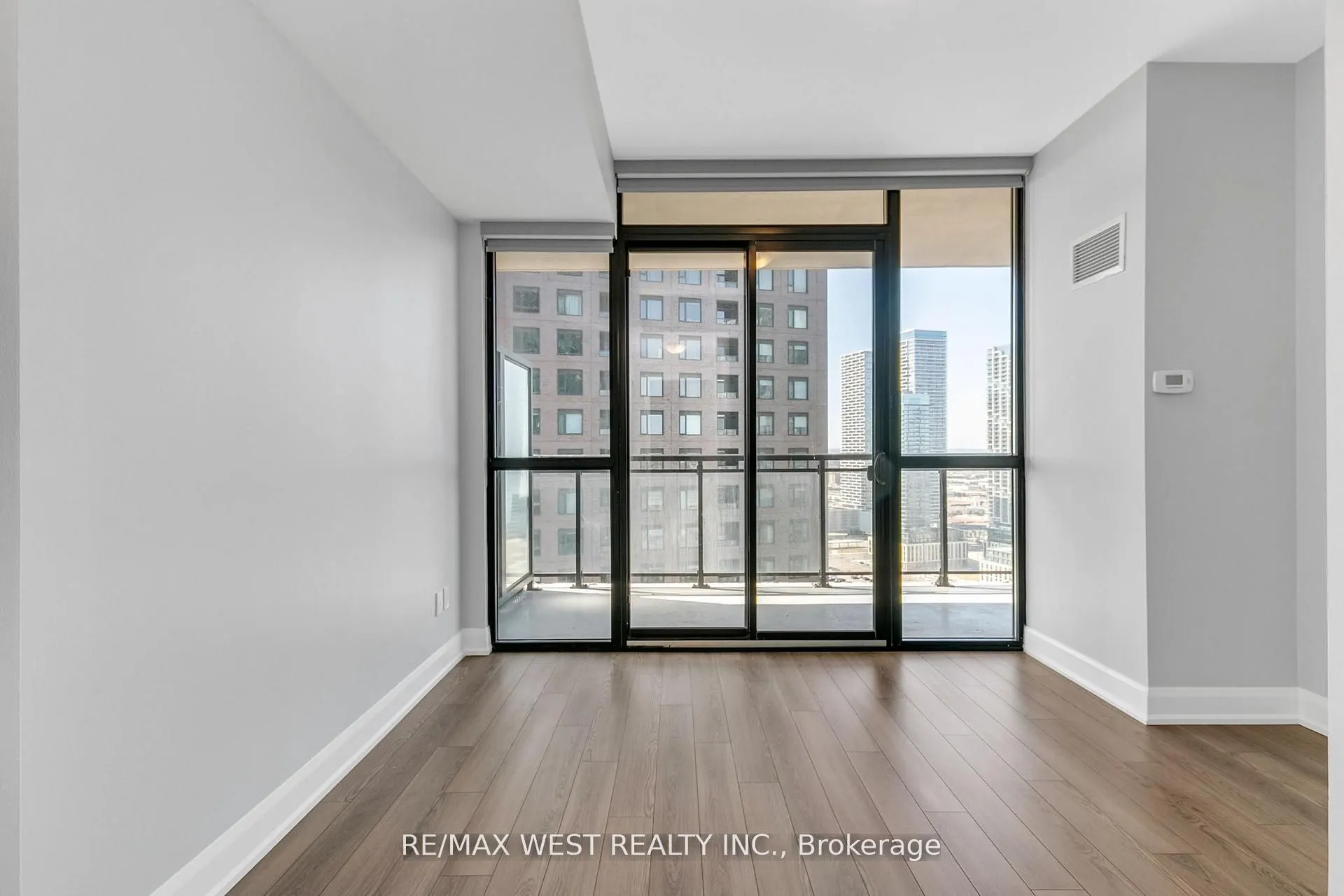 2910 Highway 7 W, #2605