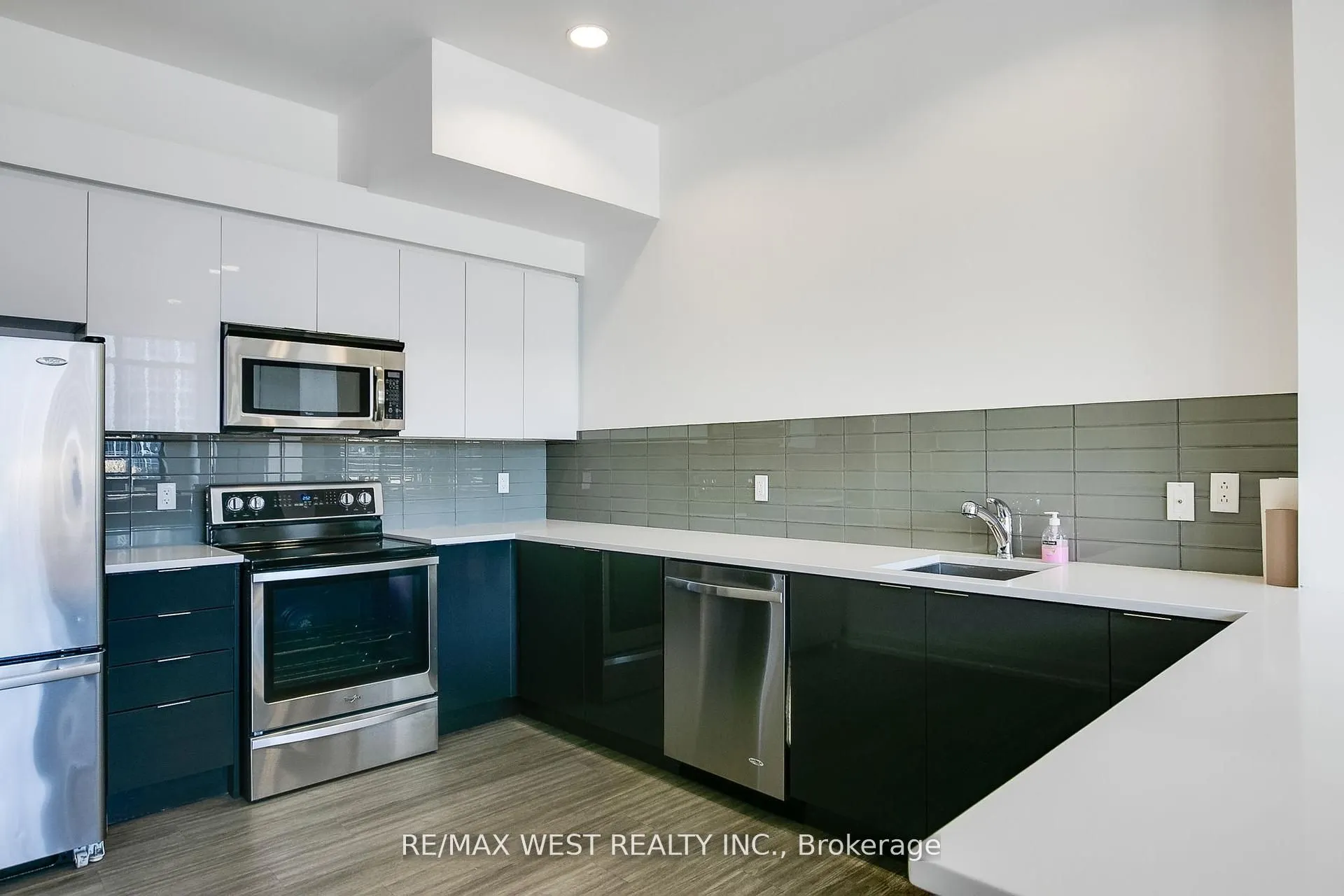 2910 Highway 7 W, #2605