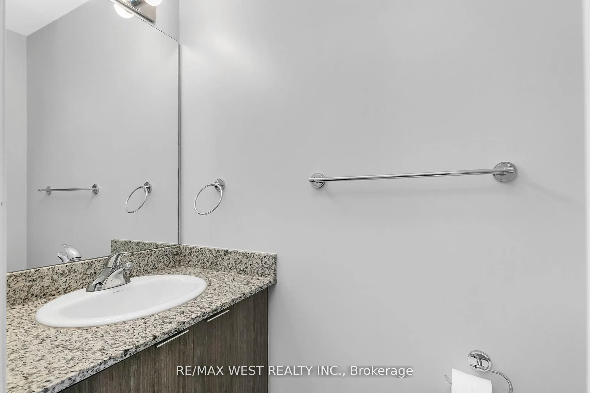 2910 Highway 7 W, #2605