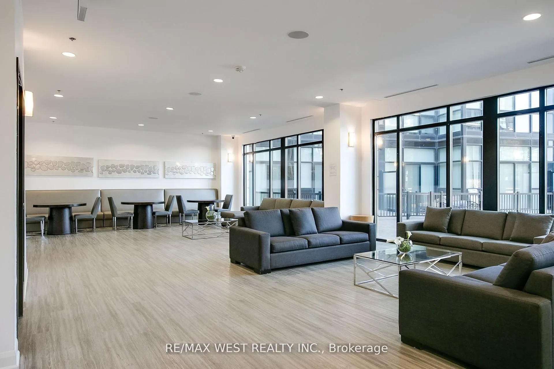 2910 Highway 7 W, #2605