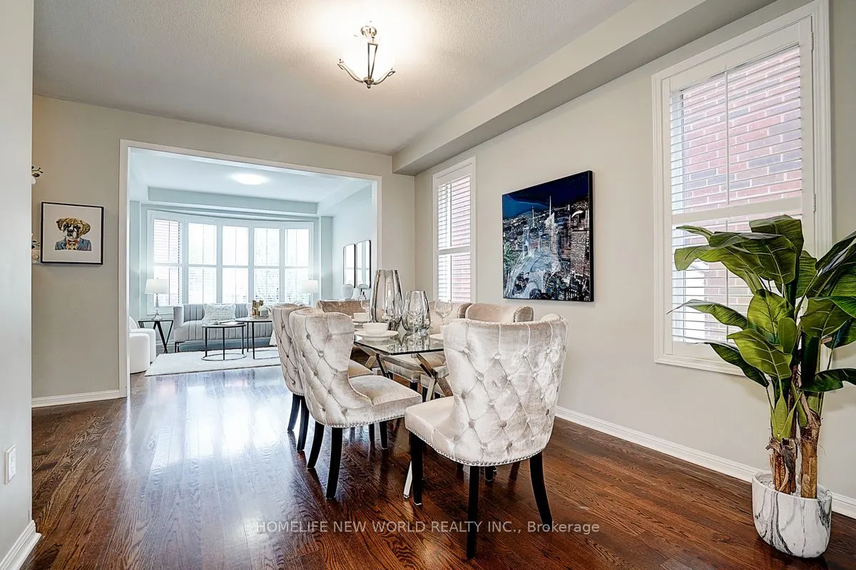 76 Bulmer Crescent