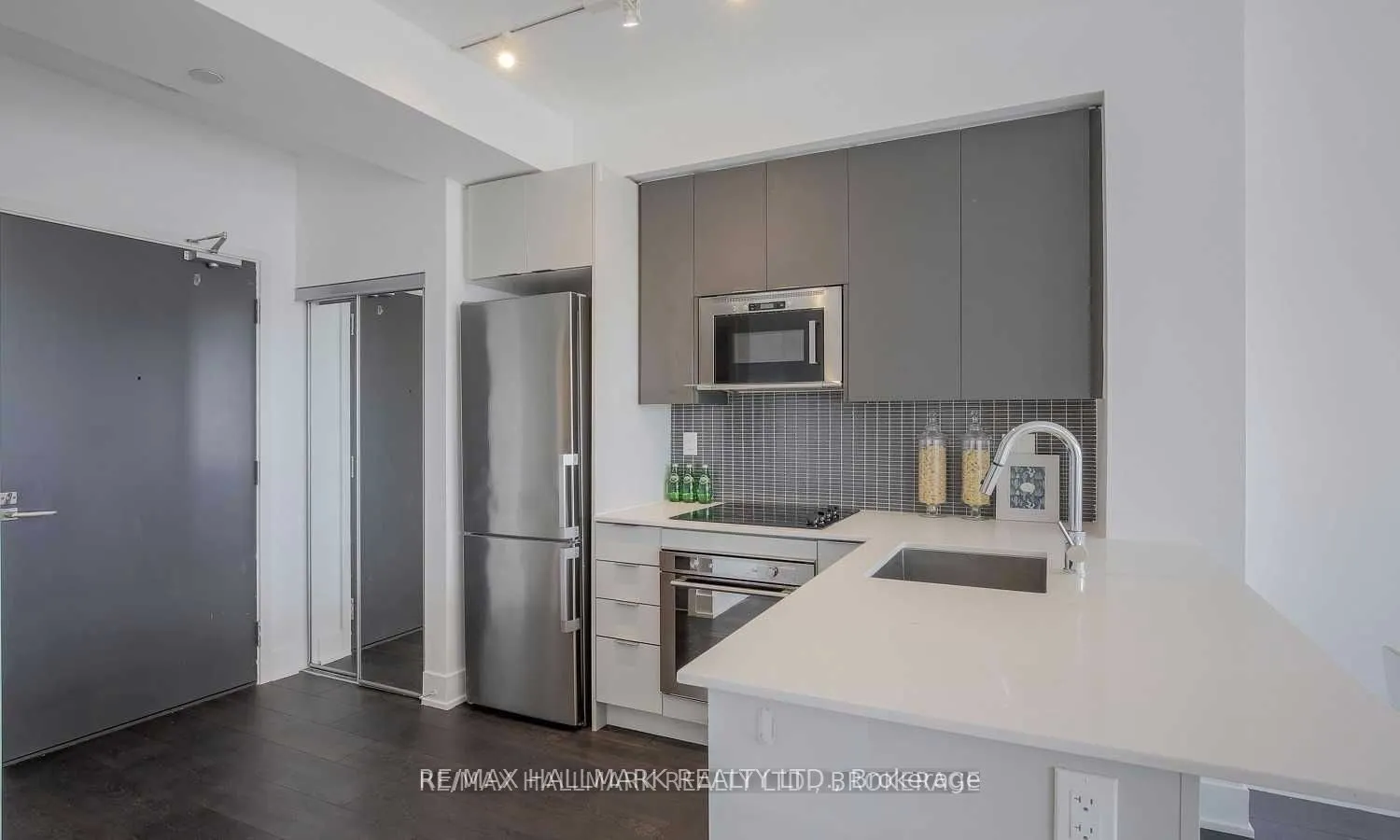 2908 Highway 7, #420