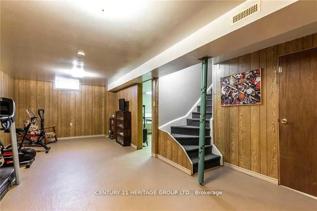 897 Caldwell Street