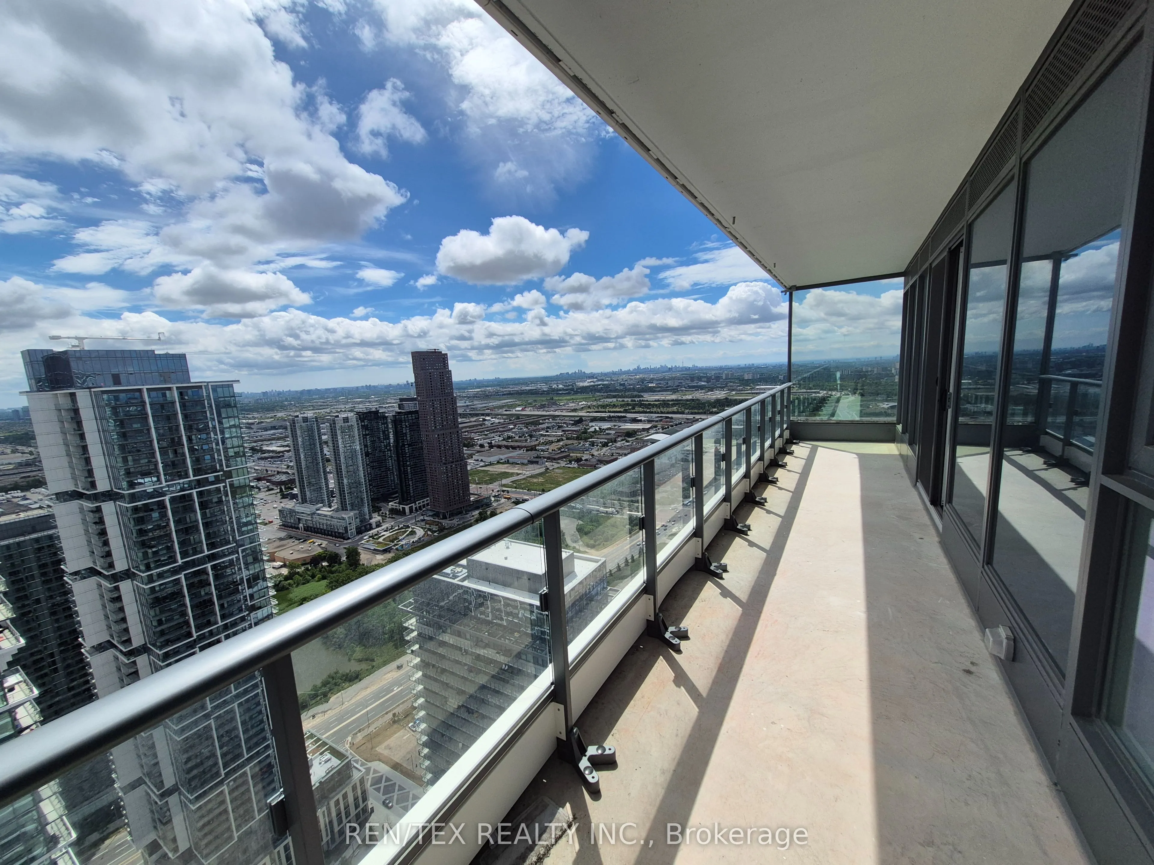 950 Portage Parkway, #5806