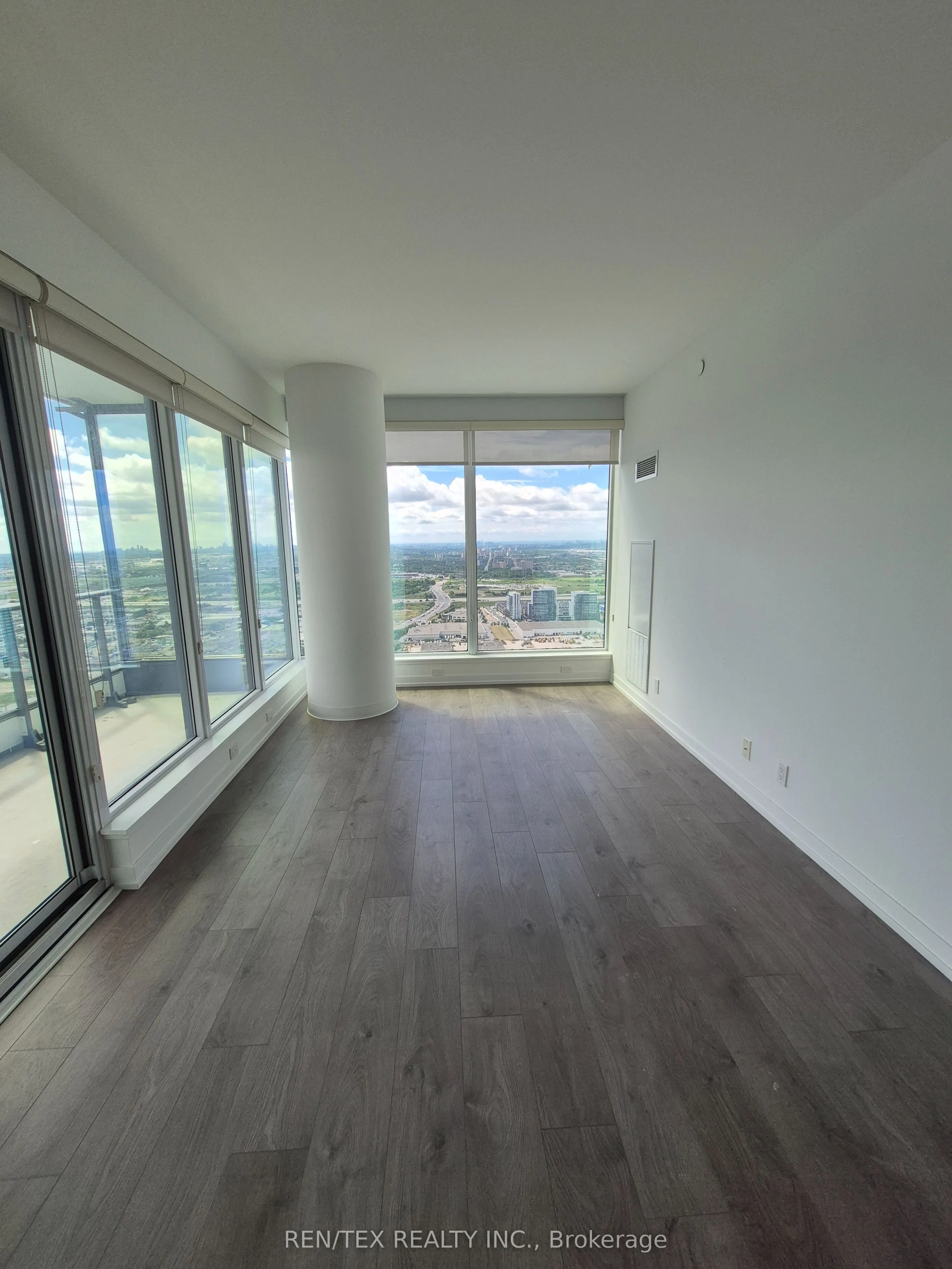 950 Portage Parkway, #5806