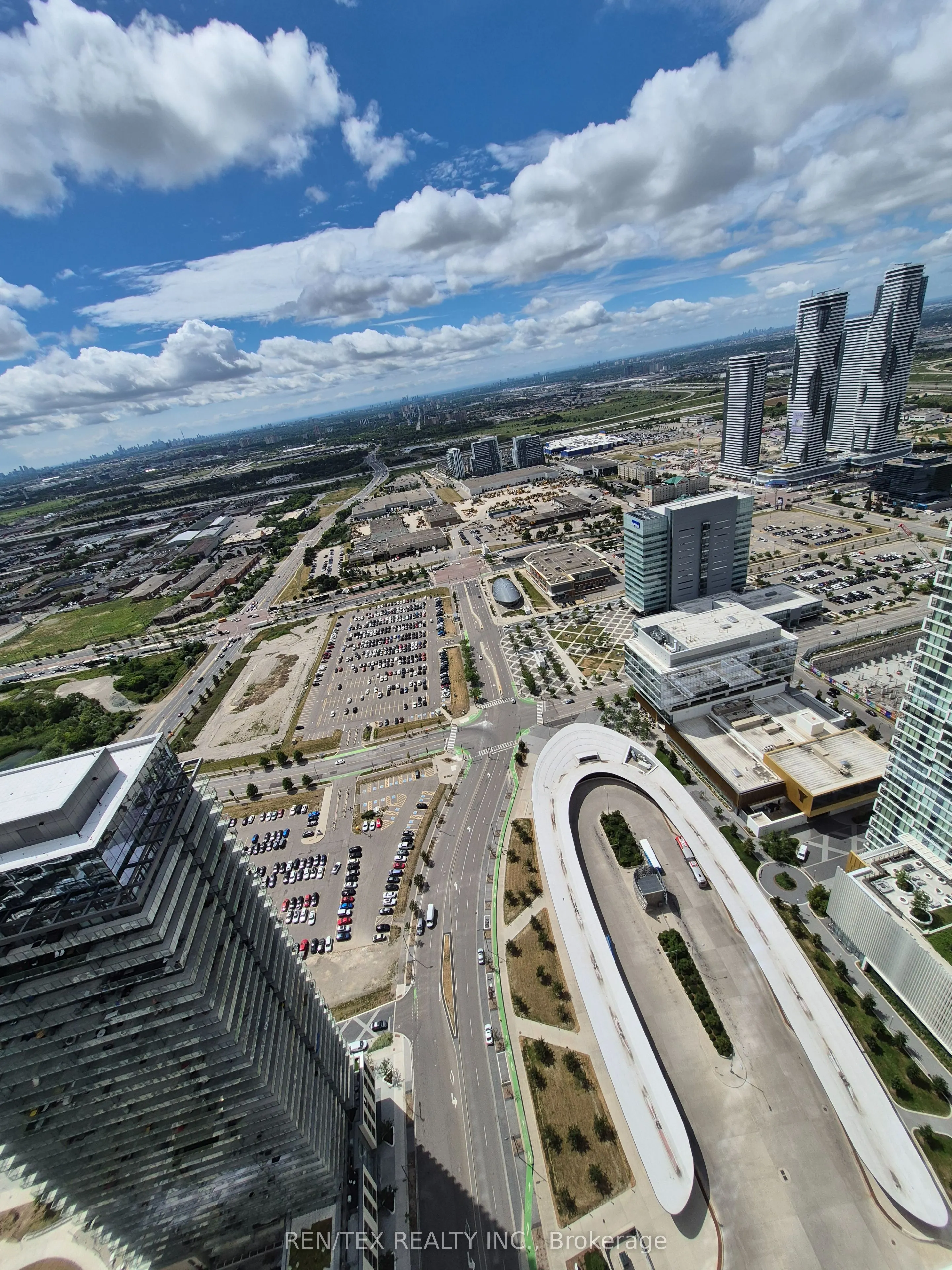 950 Portage Parkway, #5806