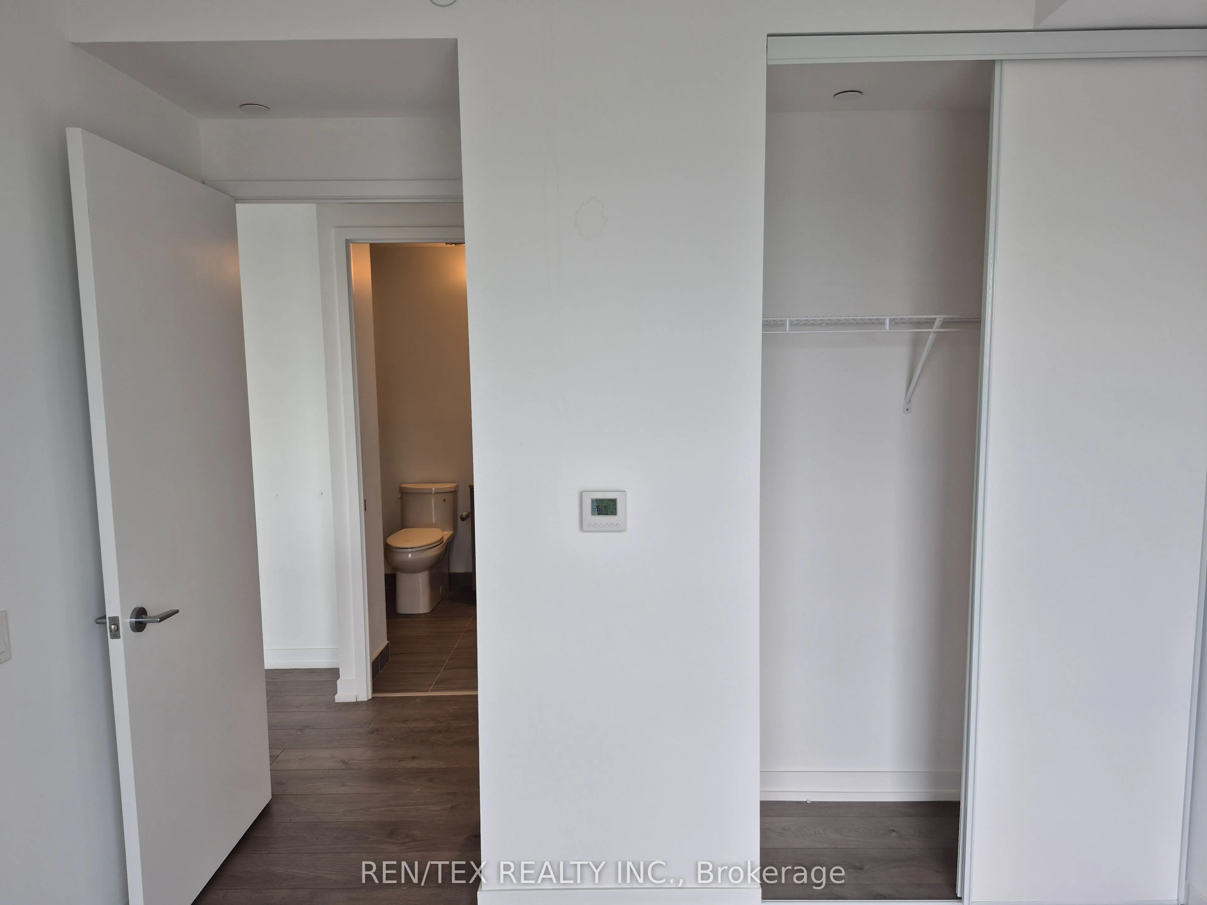 950 Portage Parkway, #5806