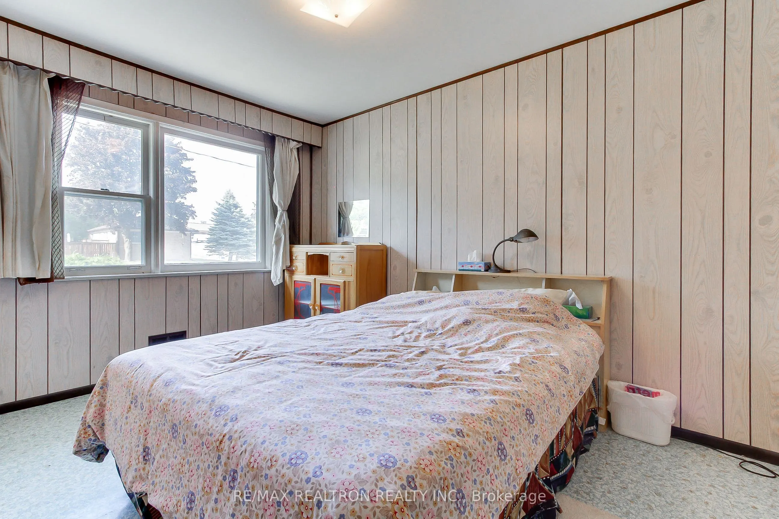 49 Monkswood Crescent