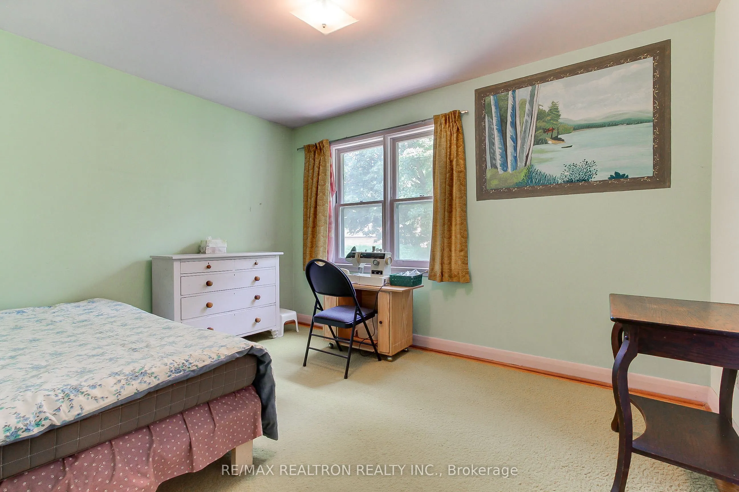 49 Monkswood Crescent