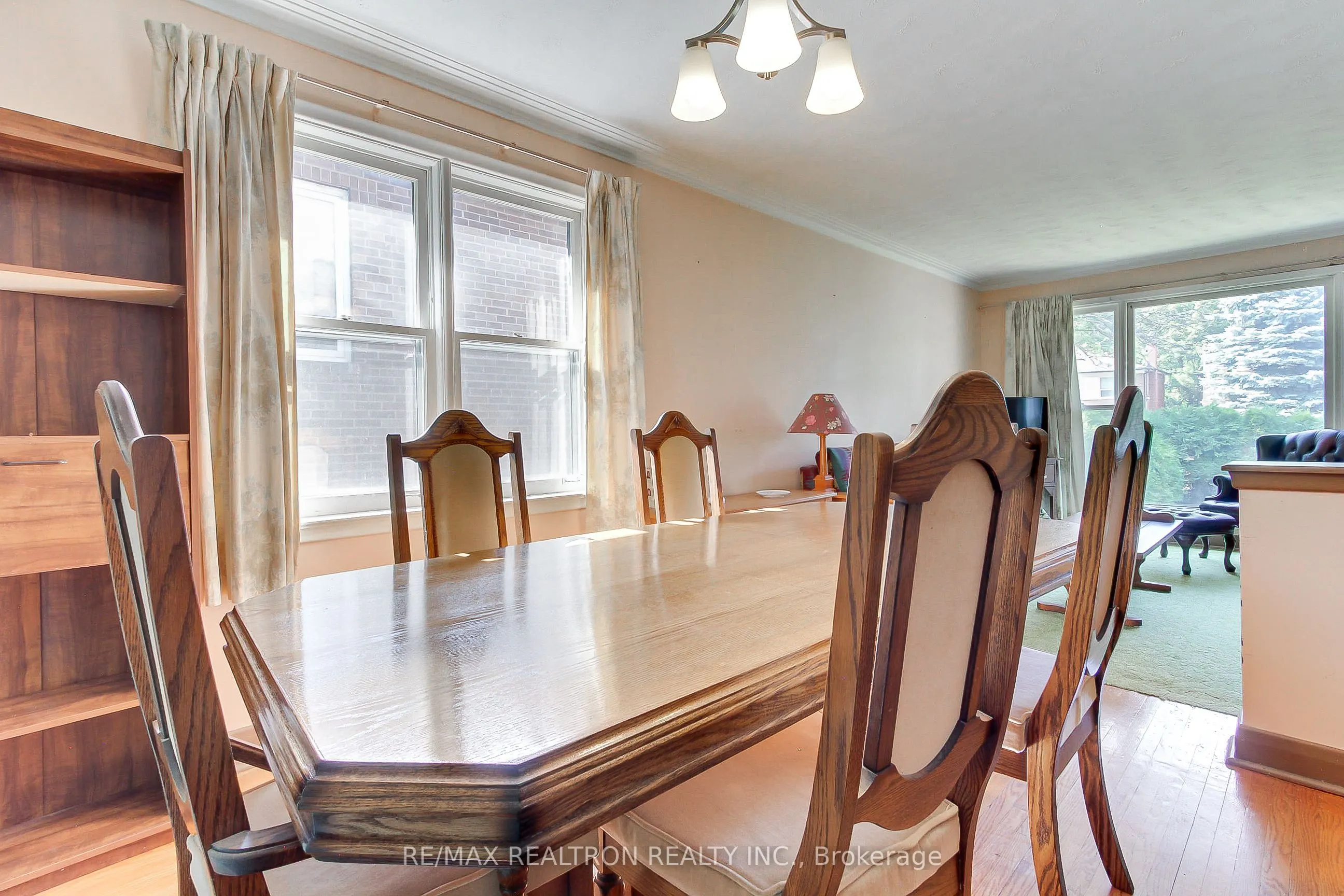 49 Monkswood Crescent