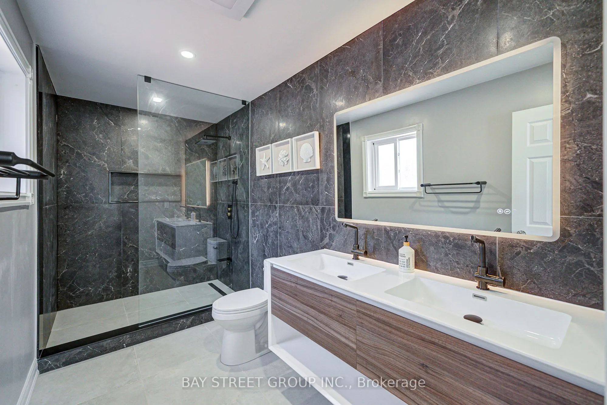 7 San Marko Place