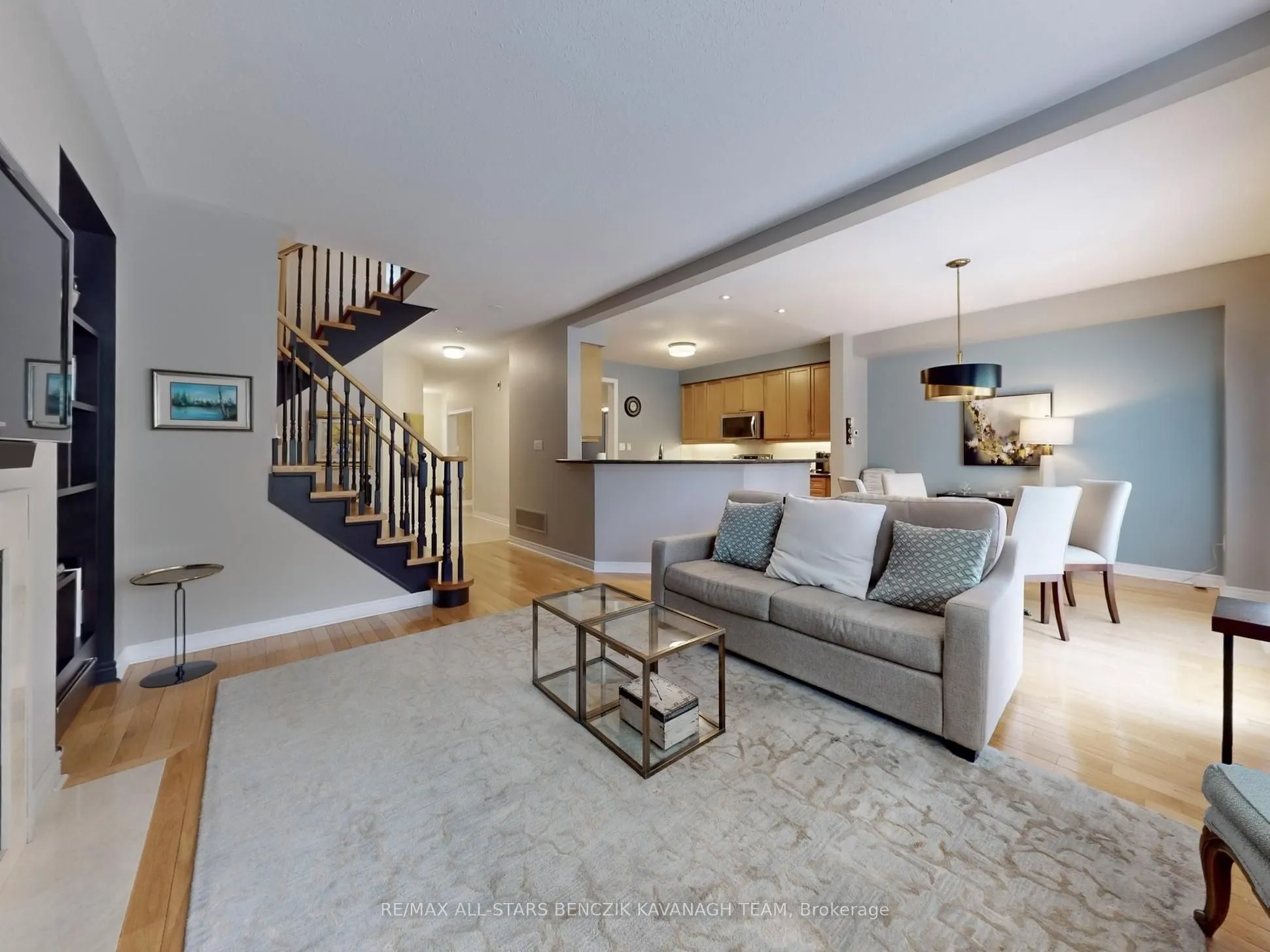 111 Louisbourg Way, #310