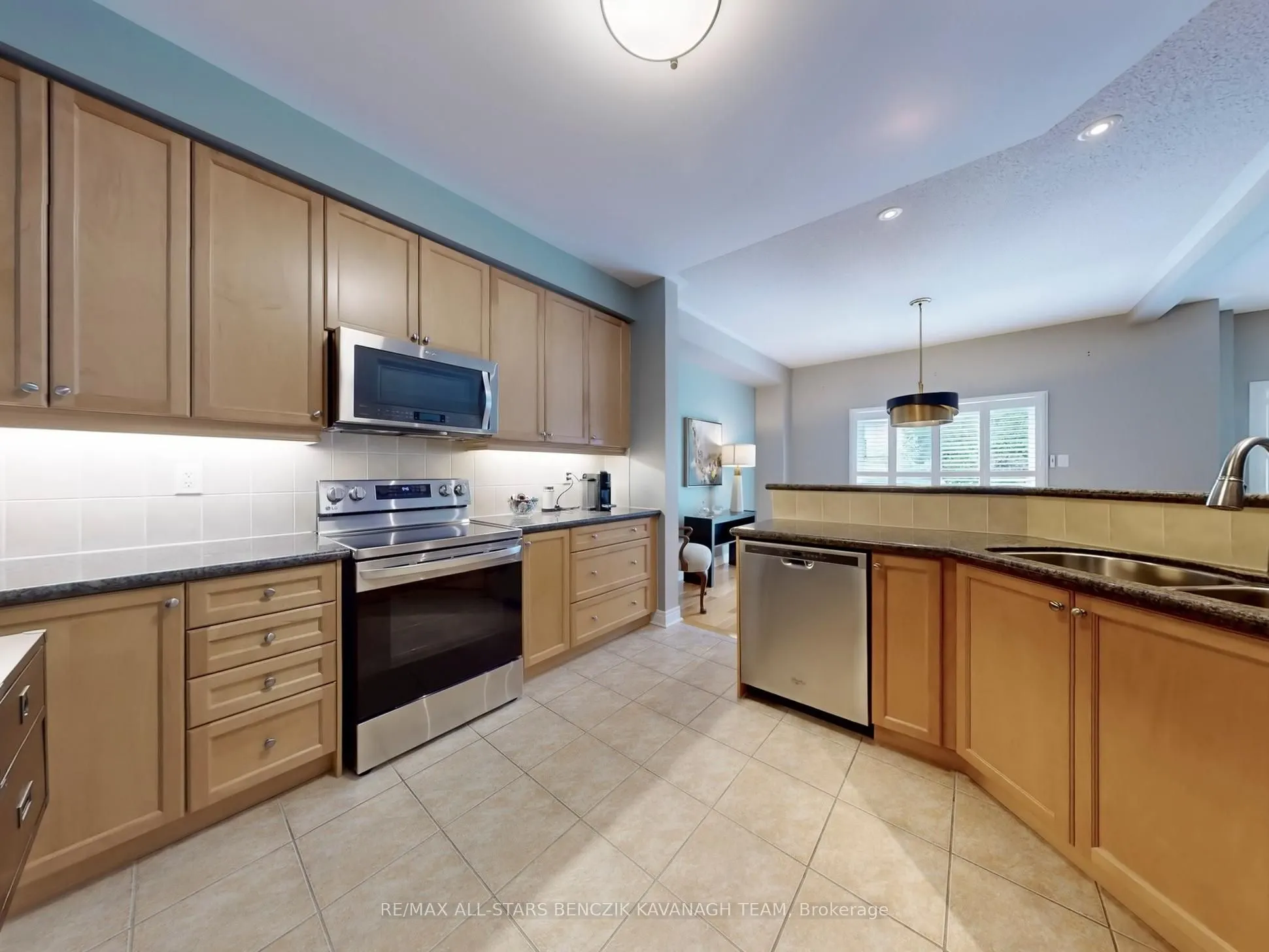 111 Louisbourg Way, #310
