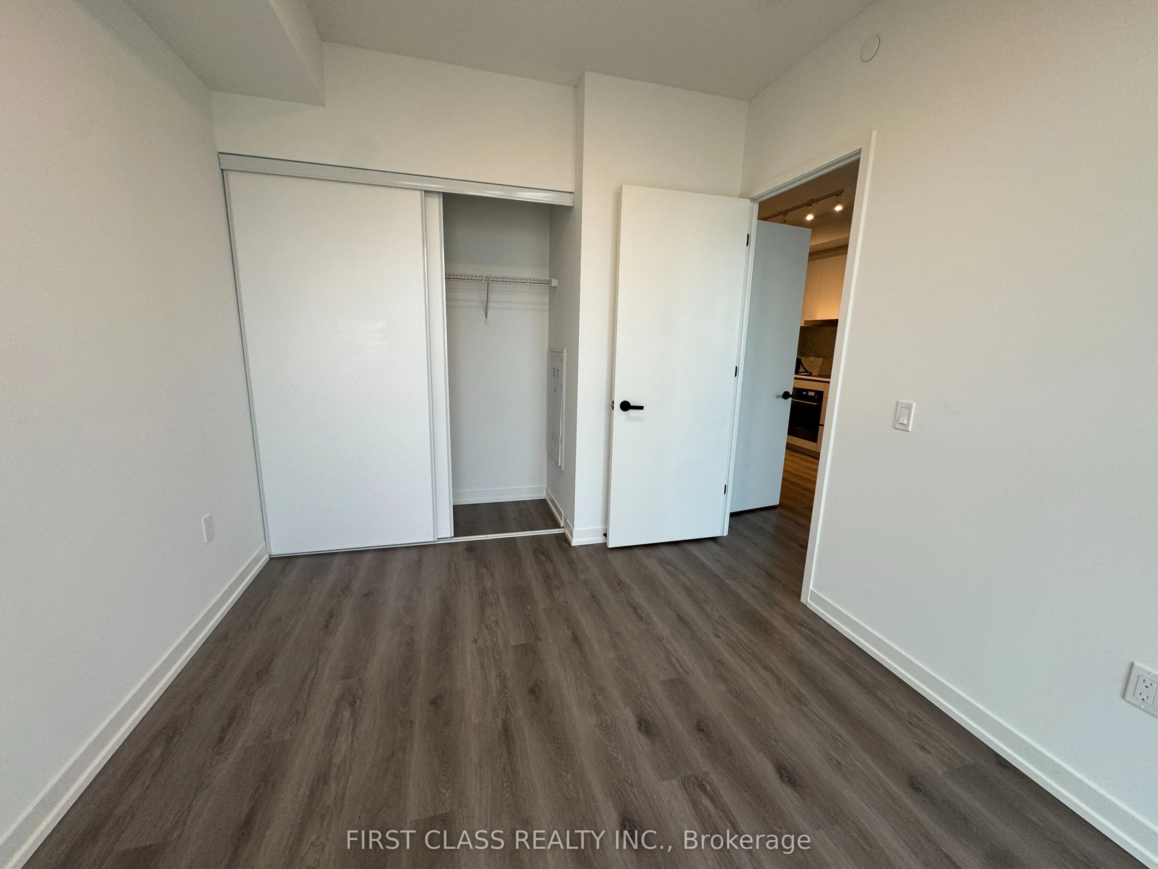 28 Interchange Way, #3009