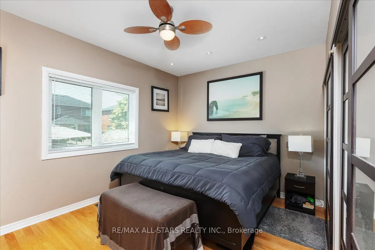 98 Bayview Avenue