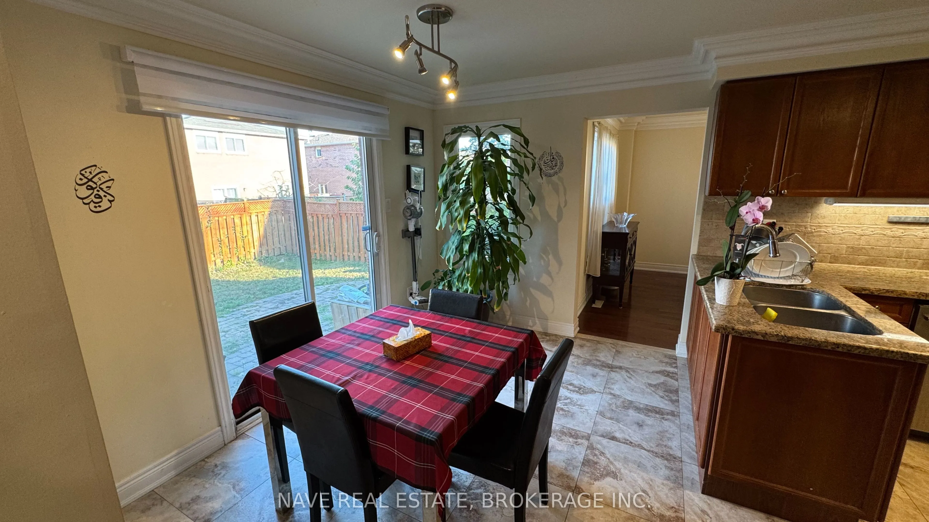 51 Coldstream Crescent, #MAIN
