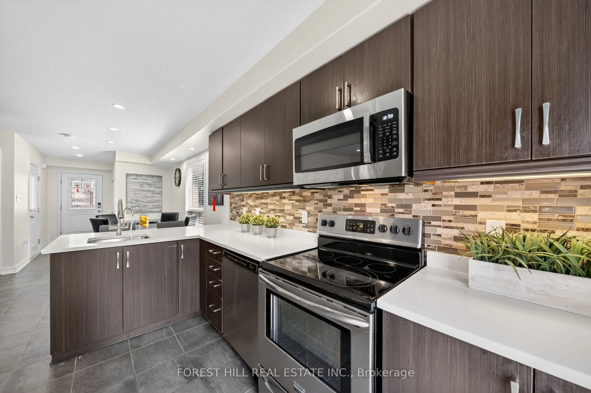 160 Banting Crescent