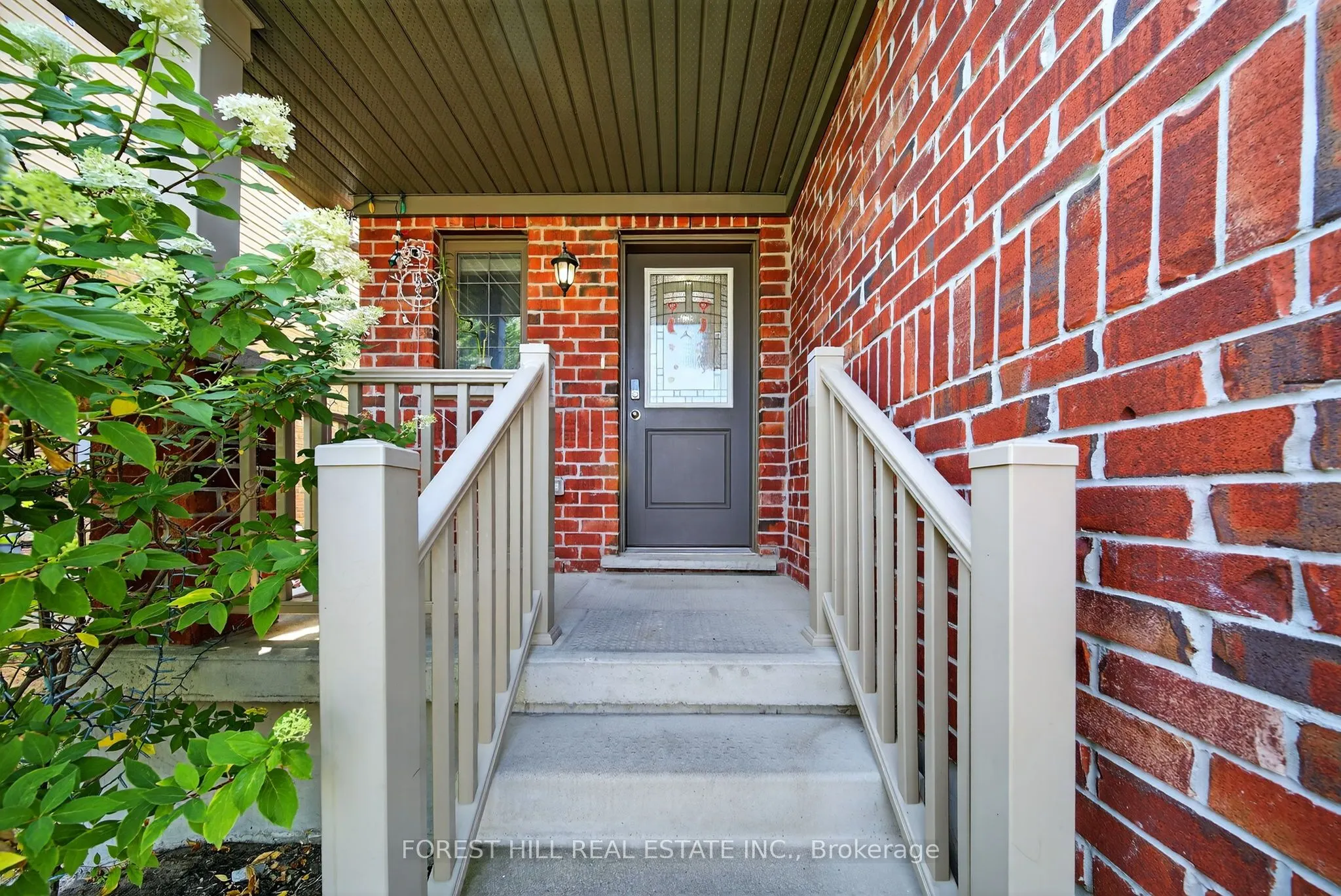 160 Banting Crescent