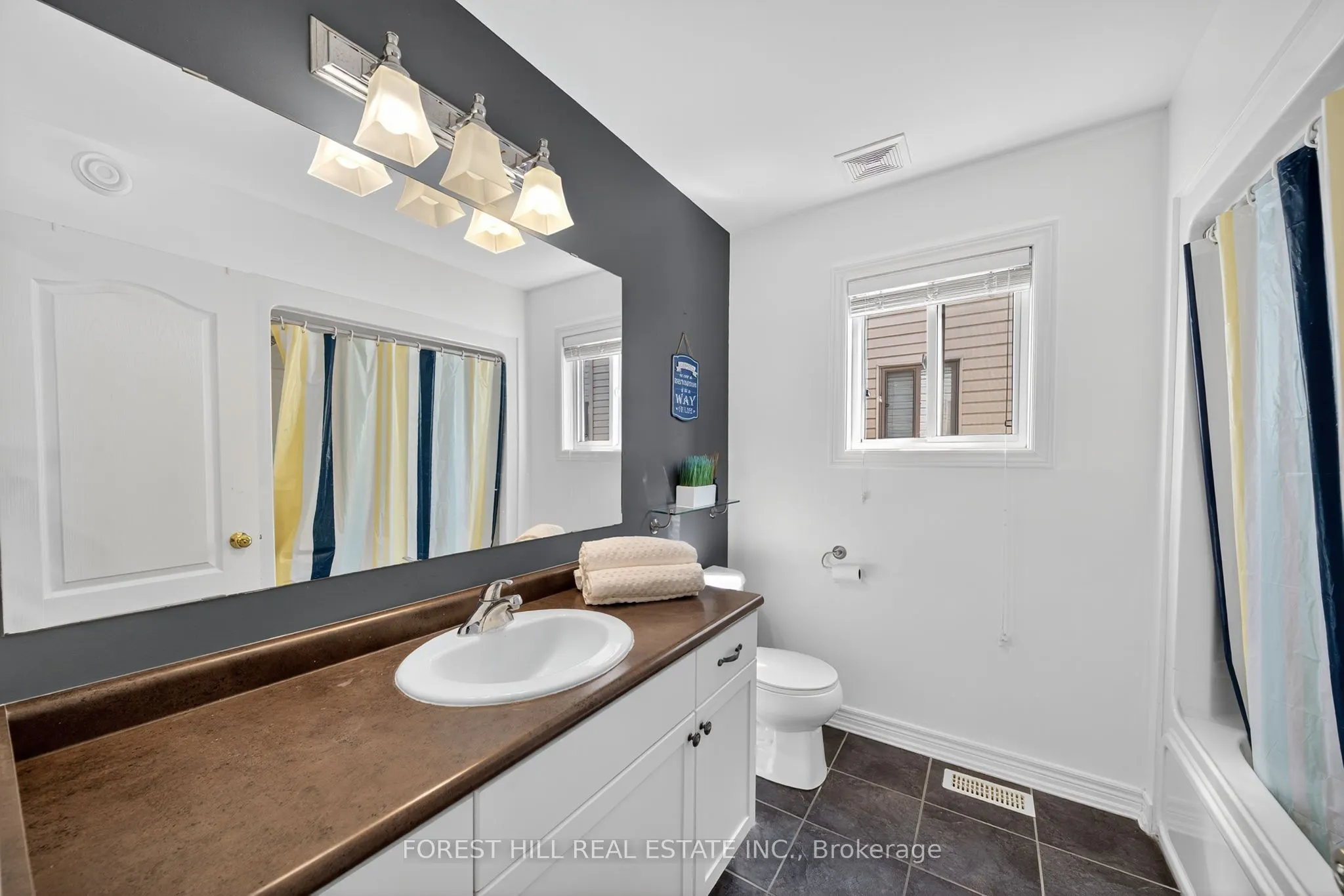 160 Banting Crescent