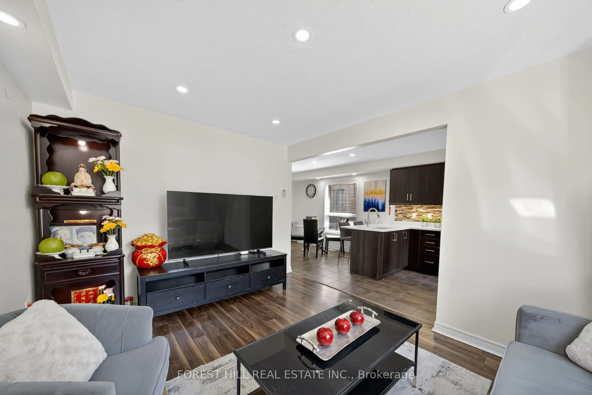 160 Banting Crescent