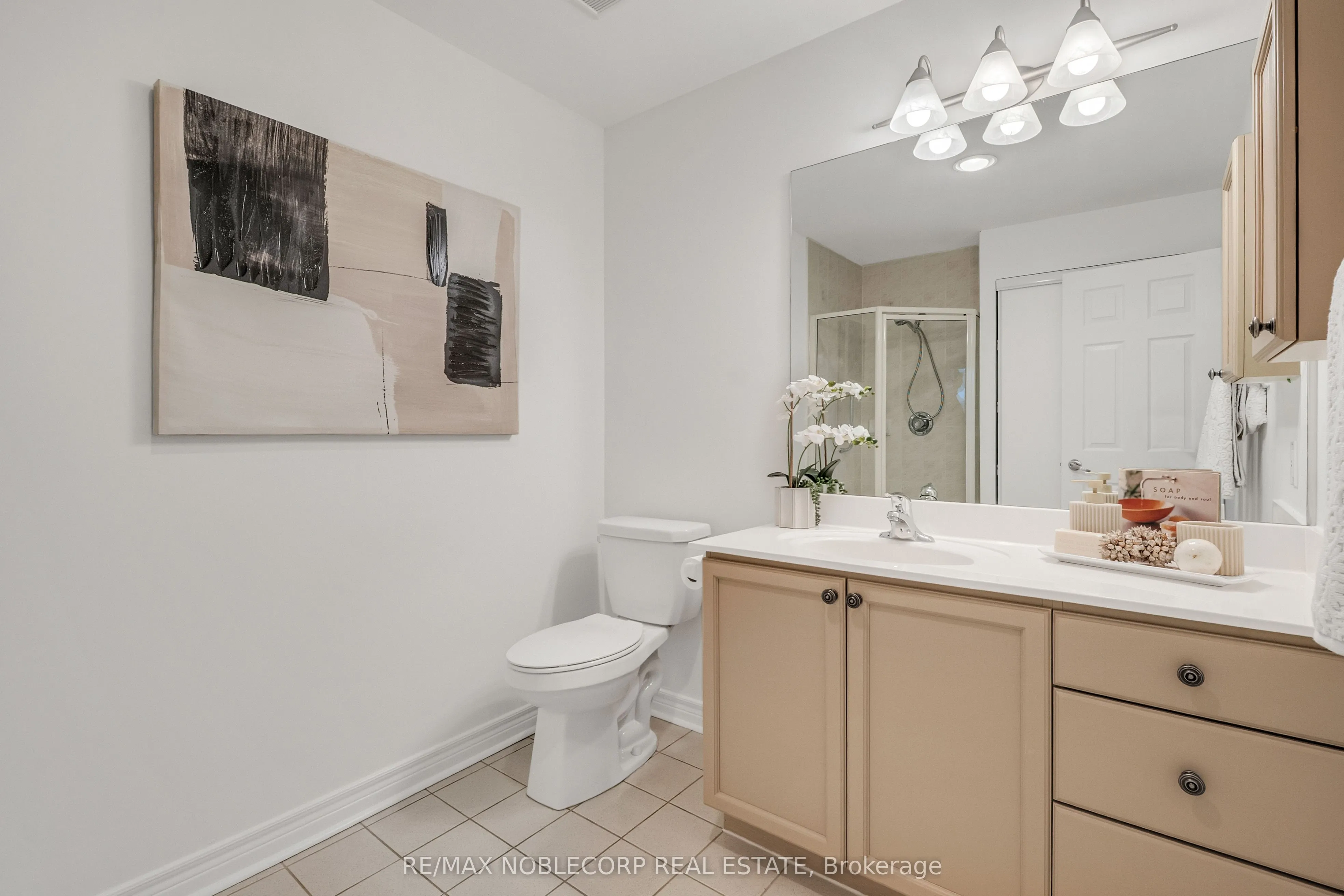 121 Woodbridge Avenue, #319