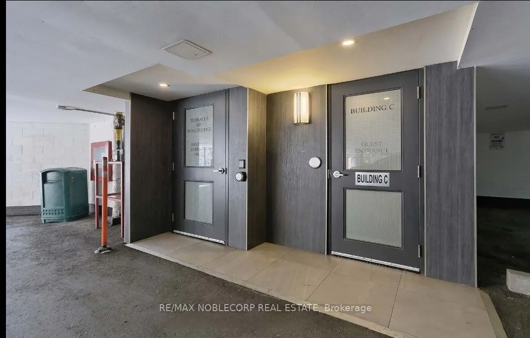 121 Woodbridge Avenue, #319