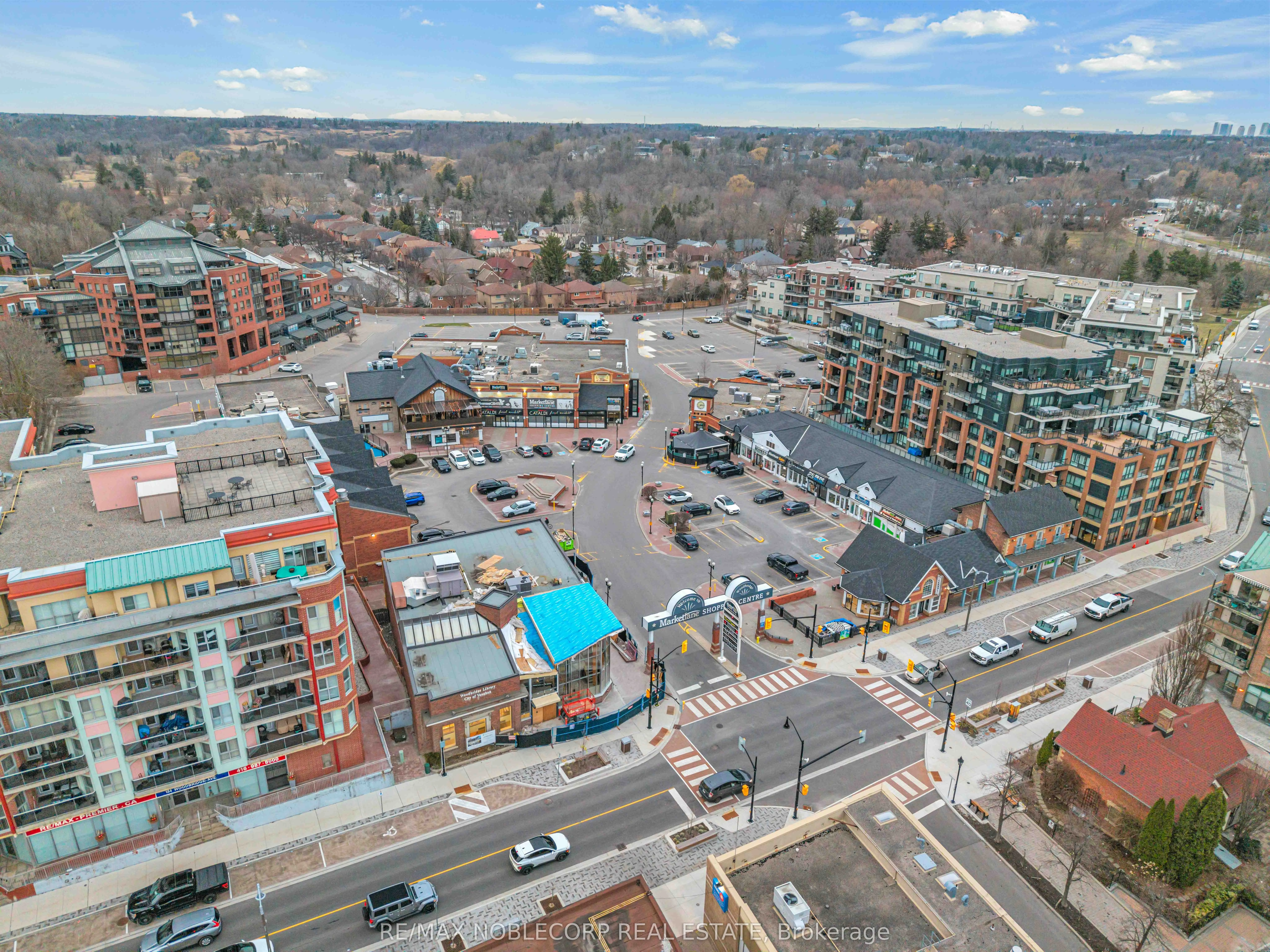 121 Woodbridge Avenue, #319