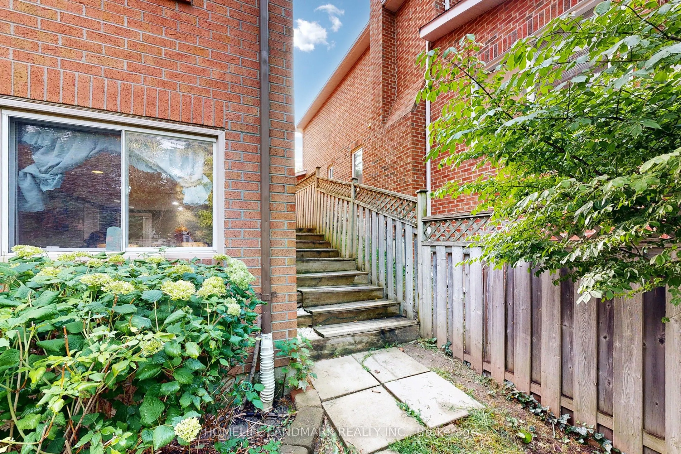 15 Hollingham Road