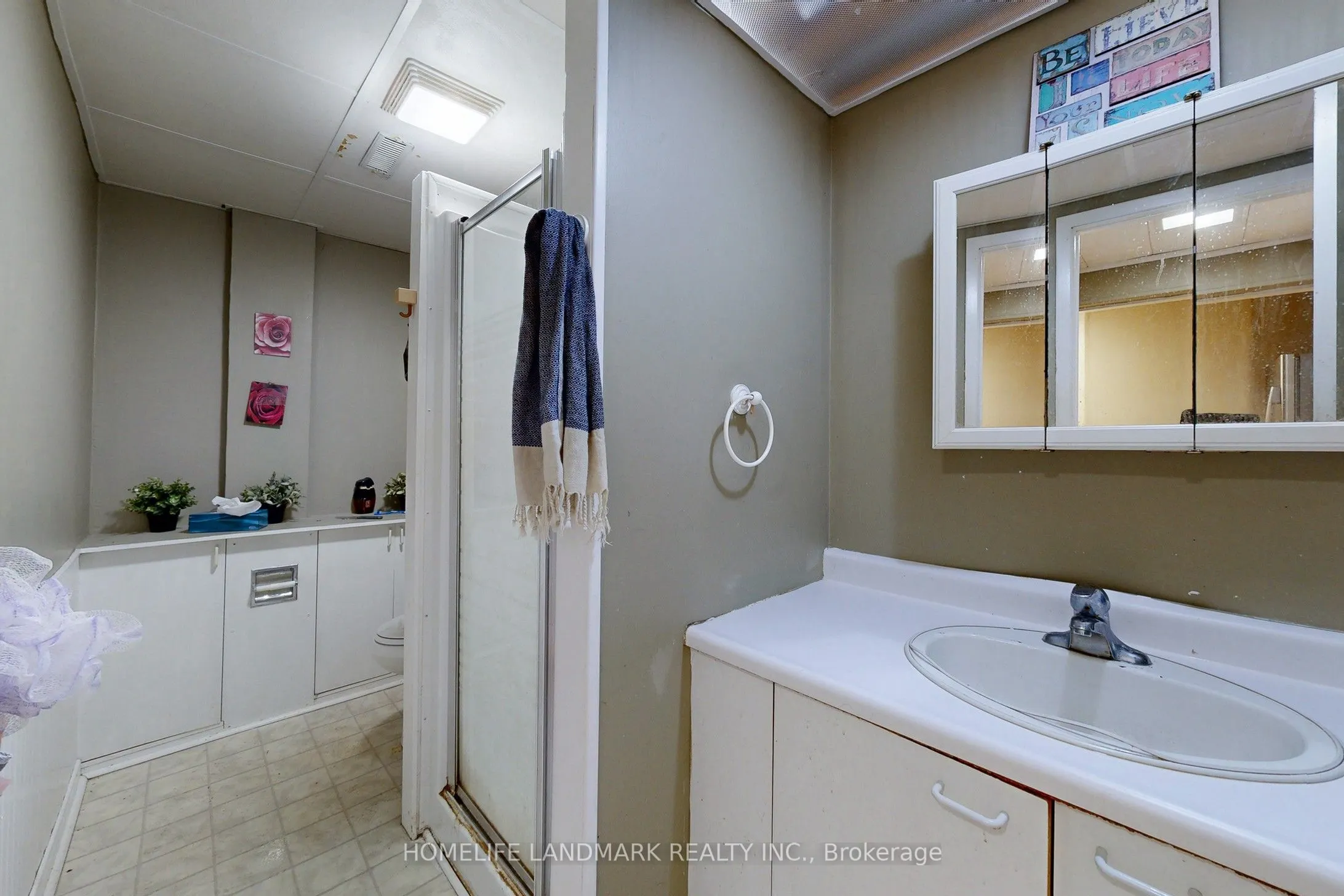15 Hollingham Road