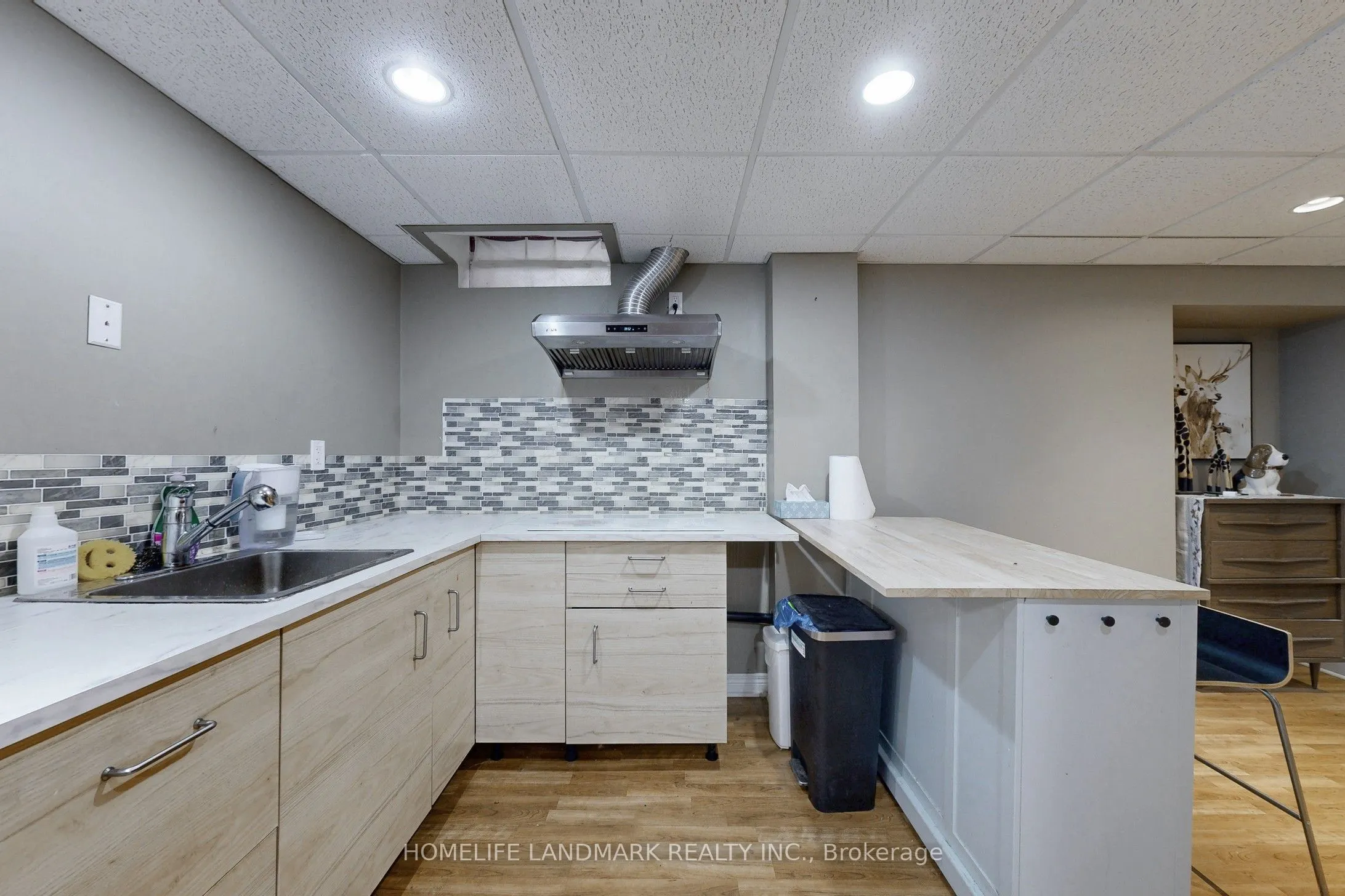 15 Hollingham Road
