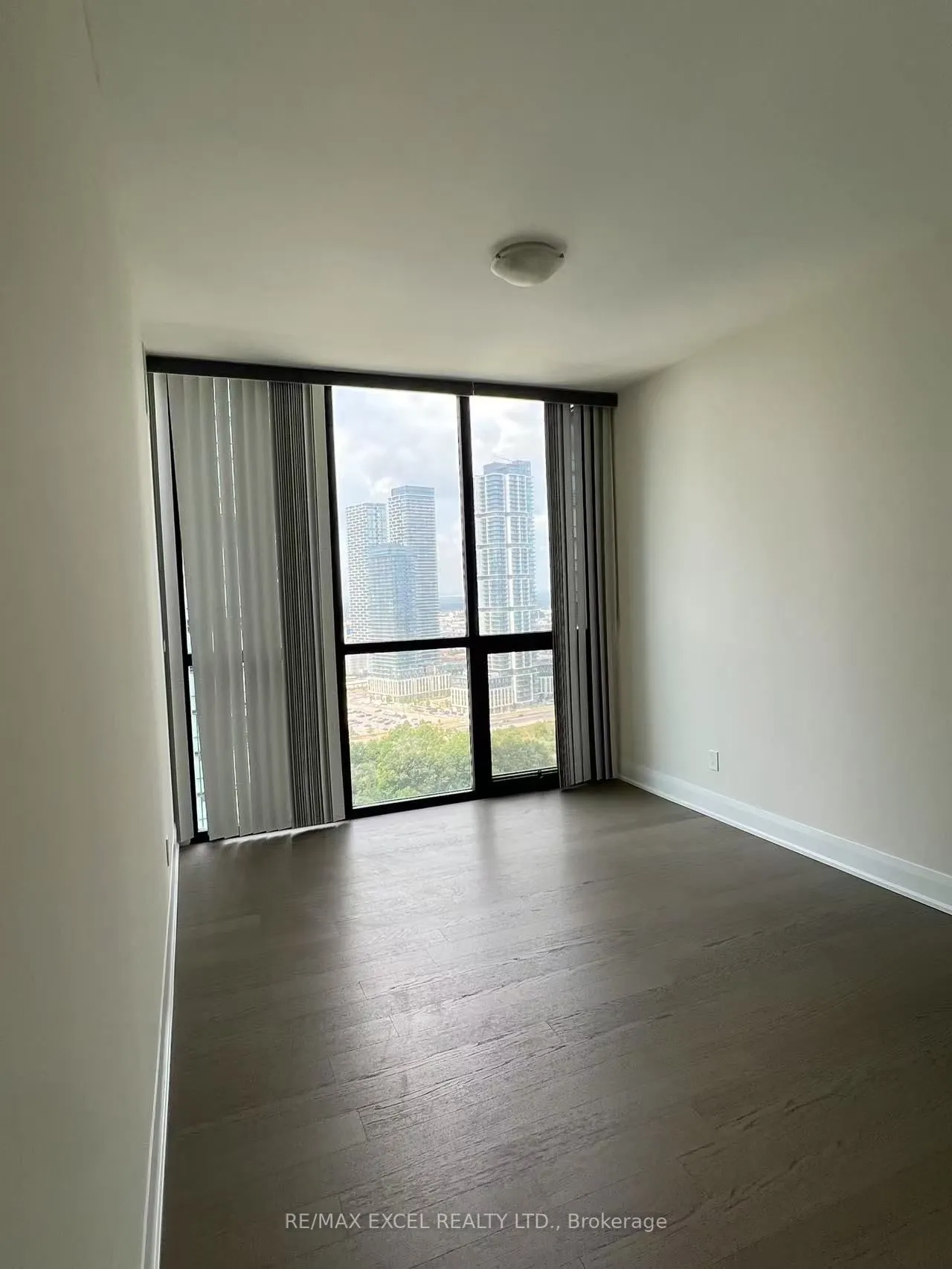 2900 Highway 7 Road W, #2603