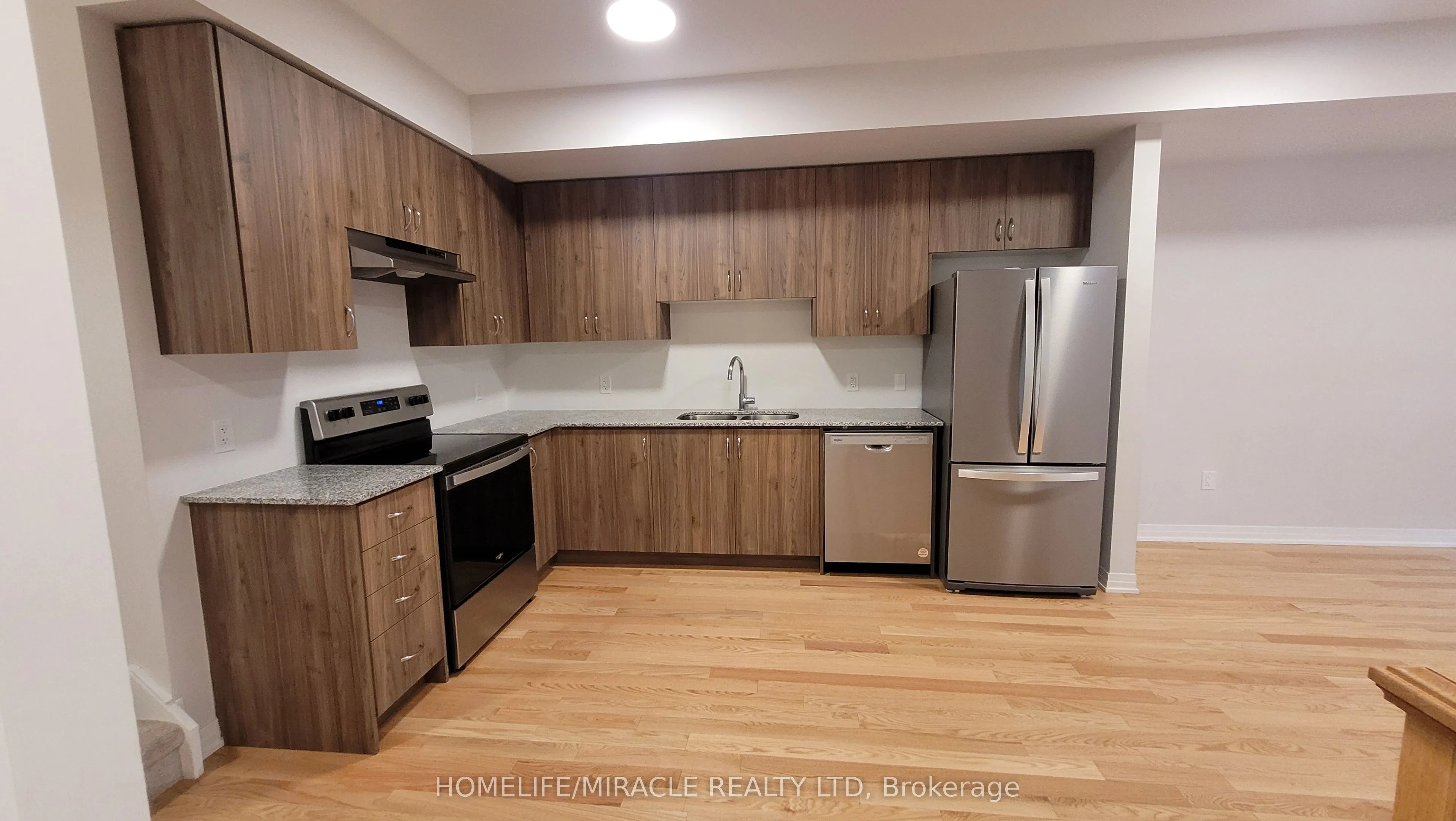50 Baynes Way, #6