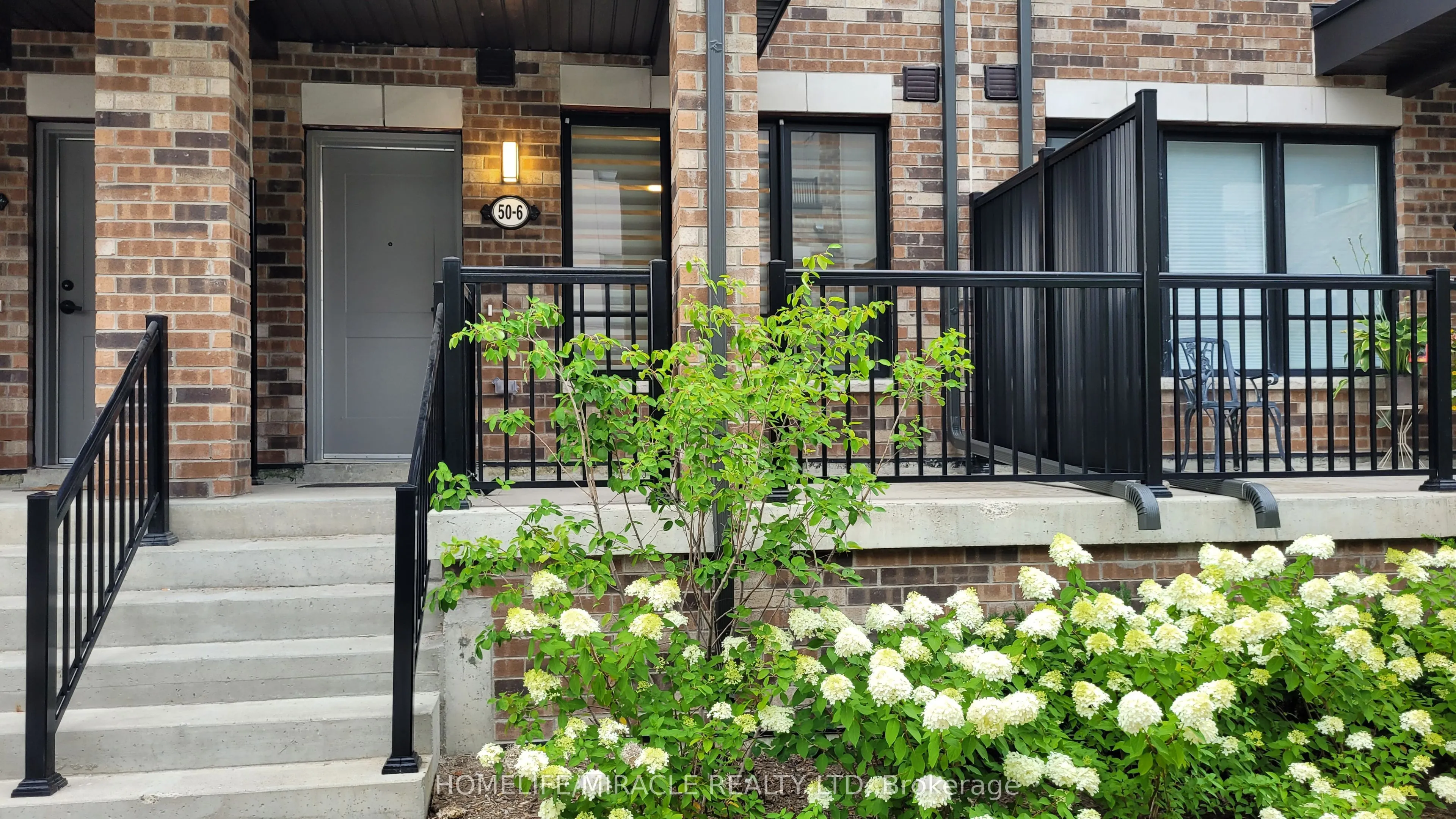 50 Baynes Way, #6