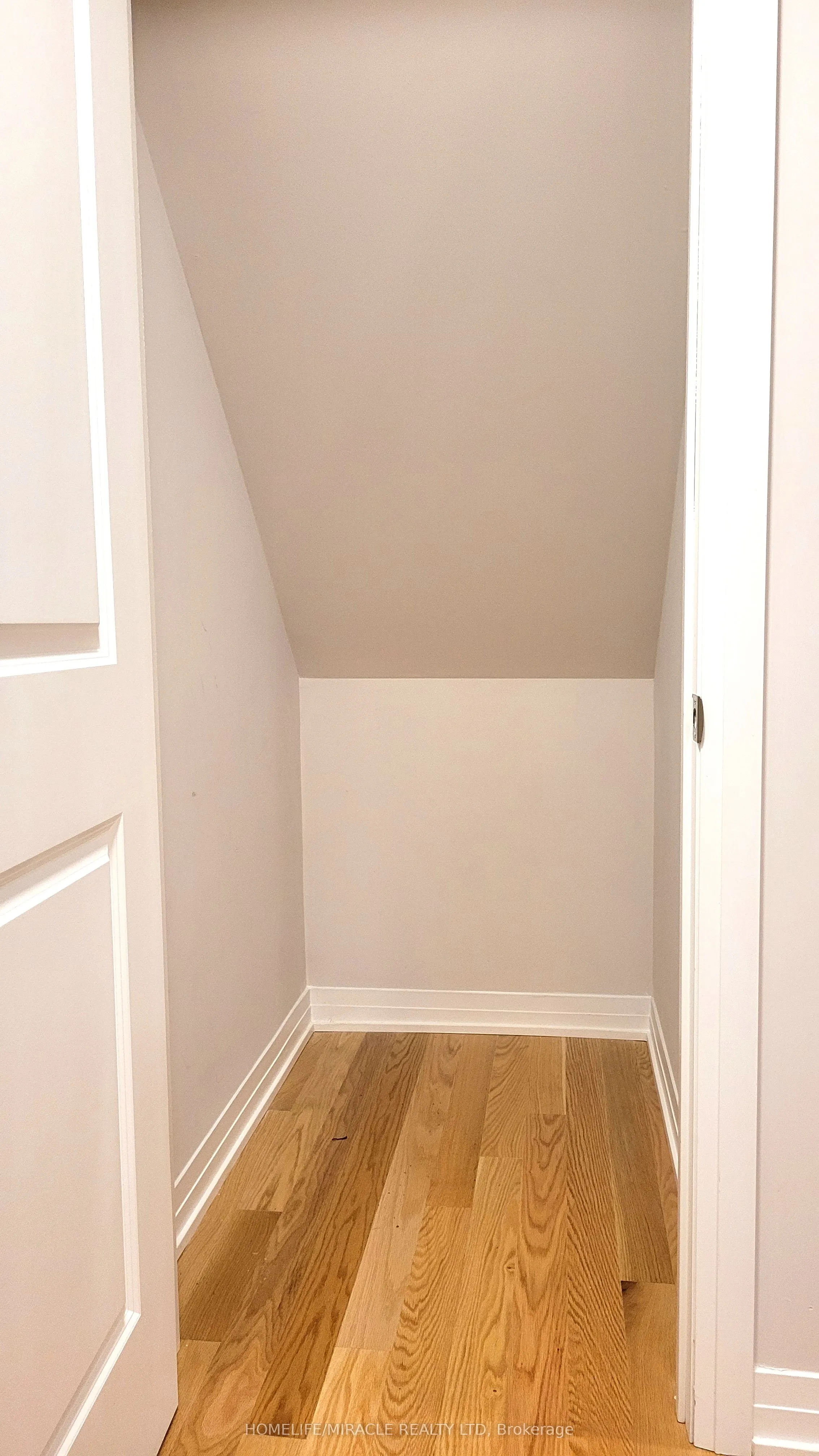50 Baynes Way, #6