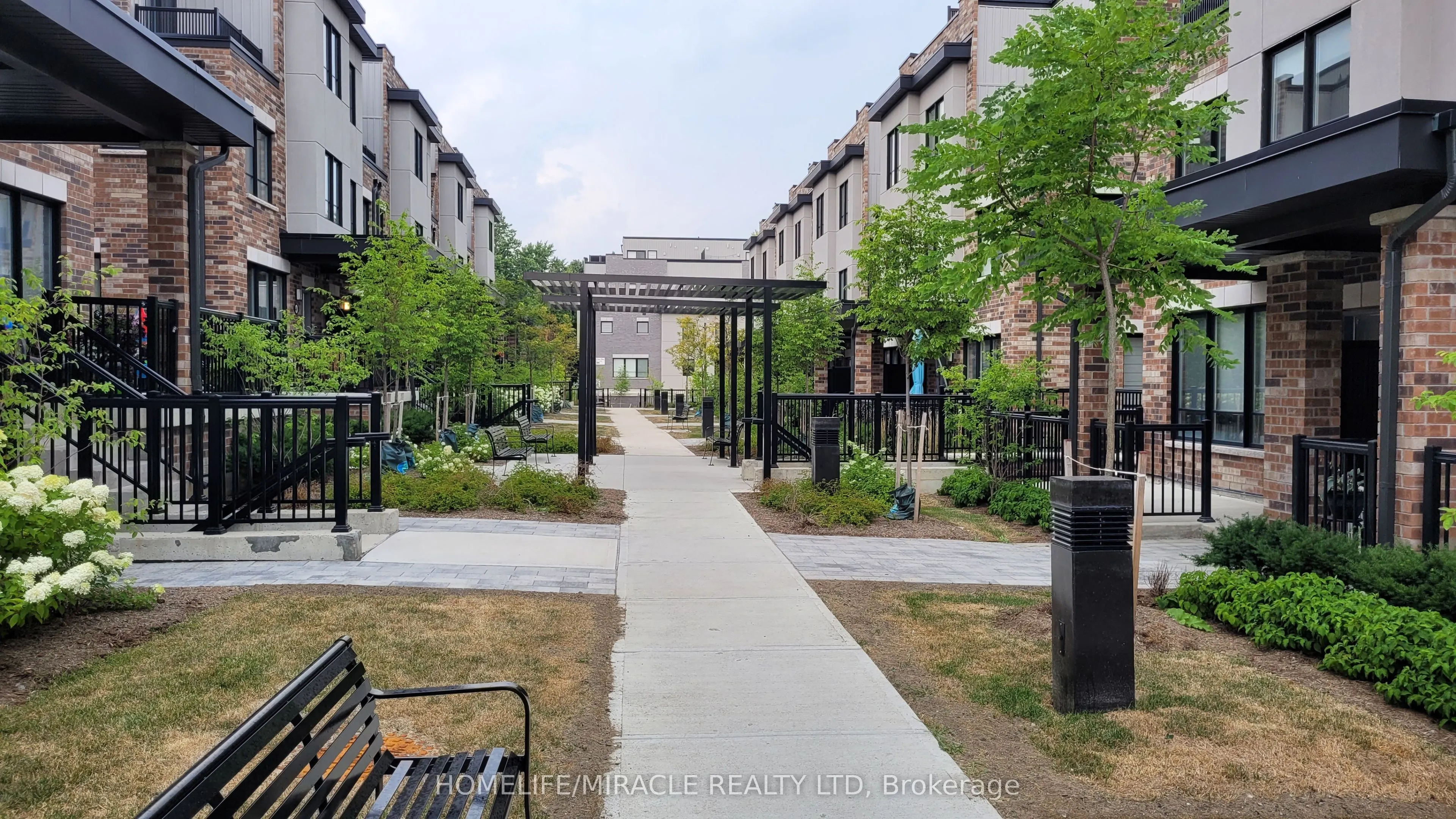50 Baynes Way, #6